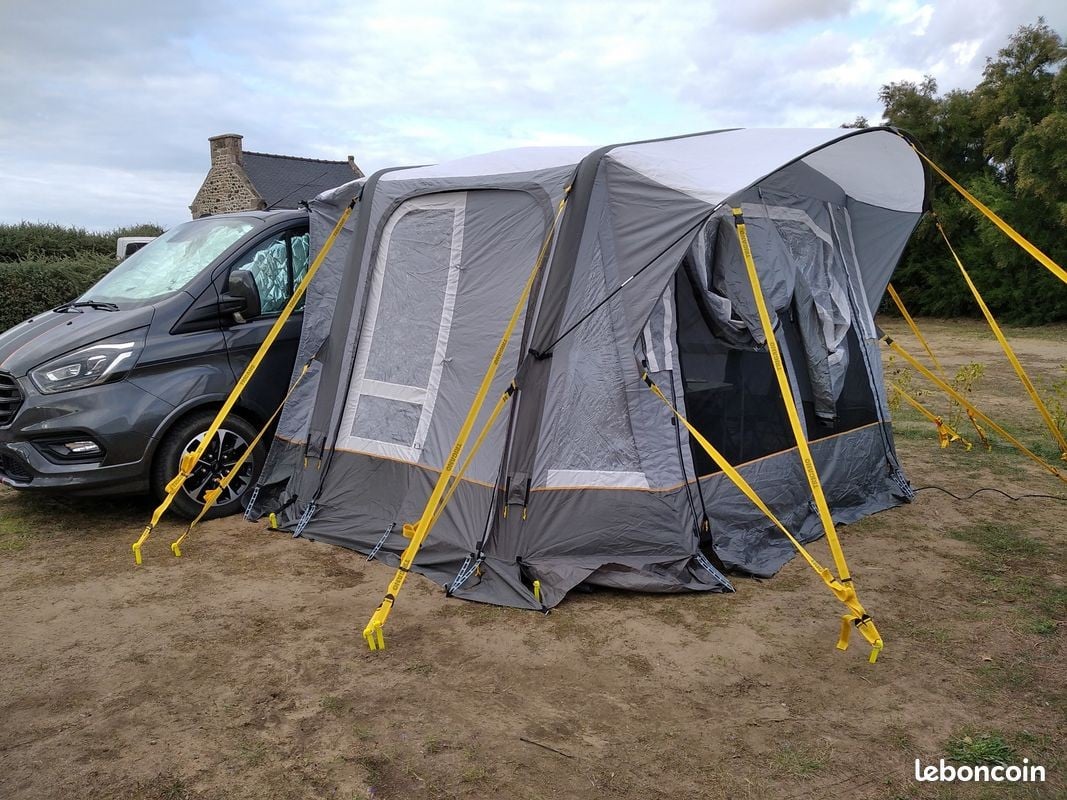 Ford Transit Custom Fg 7 PLACES (5 SIEGES) 320 L2H1 2.0 185 BVA SPORT | AUVENT + MATELAS | GARANTIE 12 MOIS