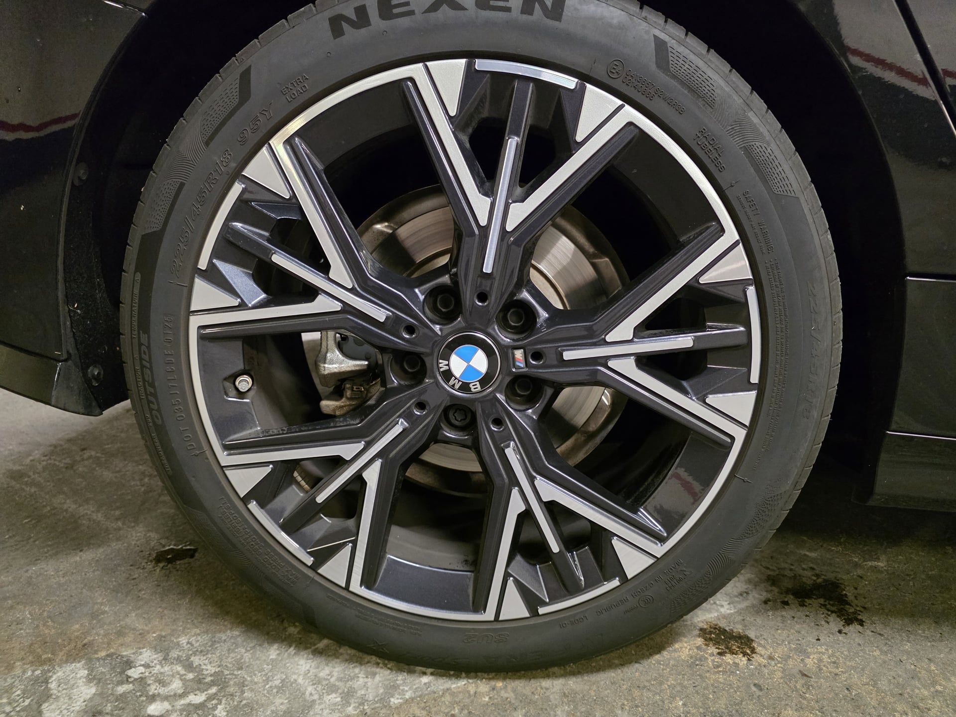 BMW Série 1 (F70) 120A M Sport 170ch DKG7 Hybrid sous garantie — 40