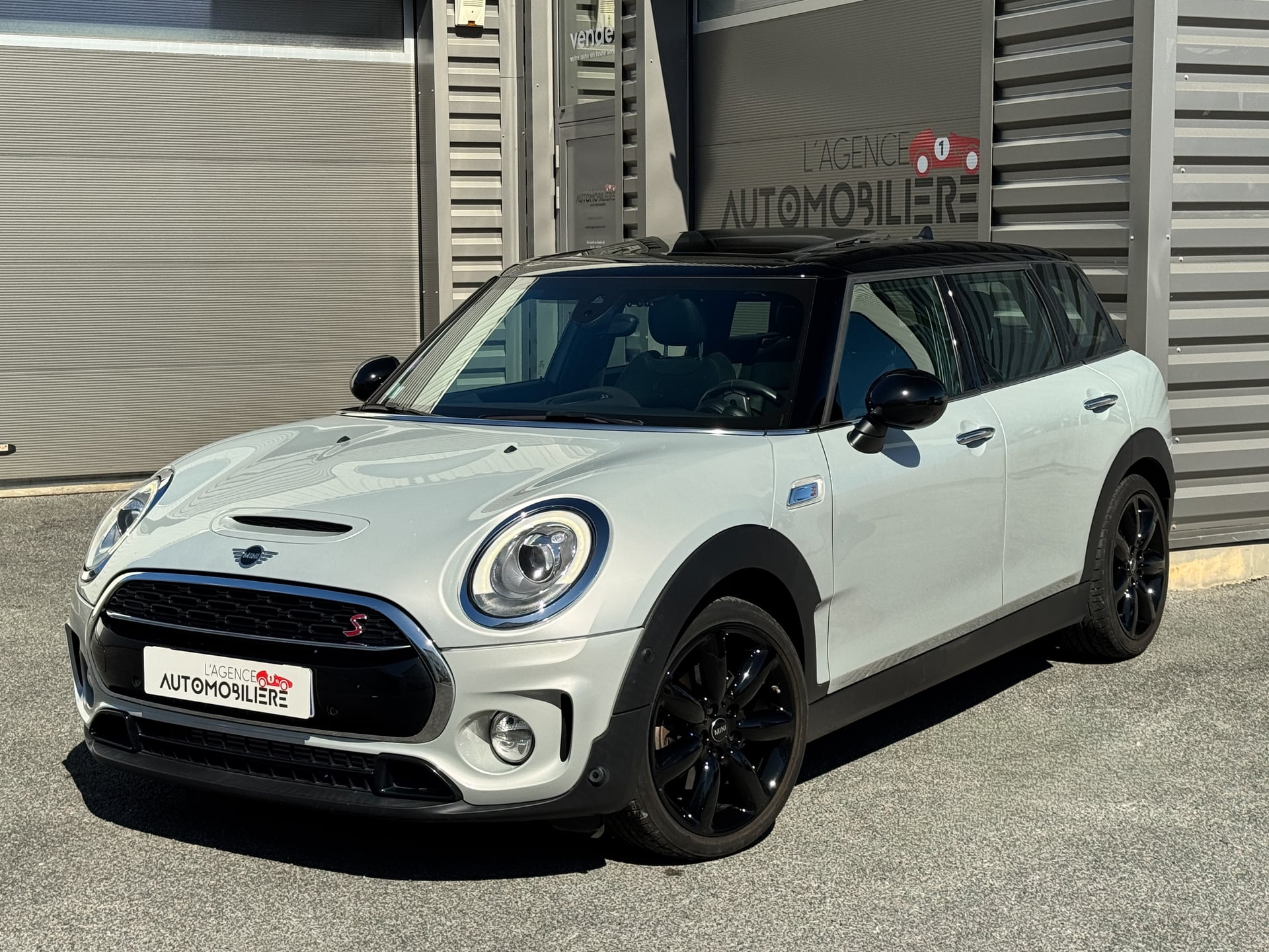 Mini Clubman Cooper S 192ch Kensington BVA7 - Historique complet