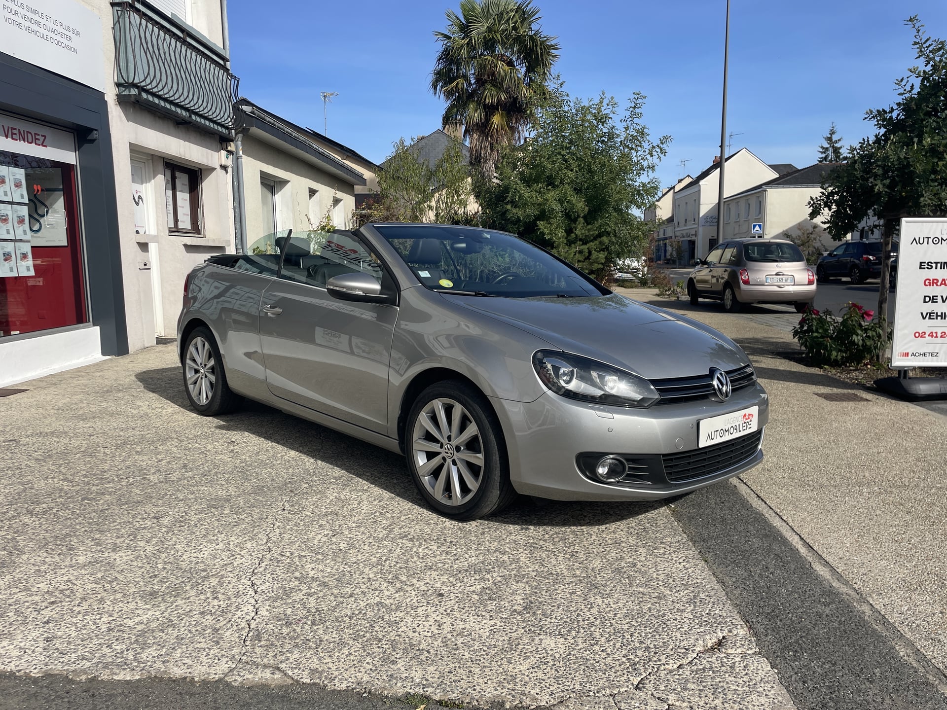 Volkswagen Golf Cabriolet 1.6 TDI 105 cv Carat édition — 2