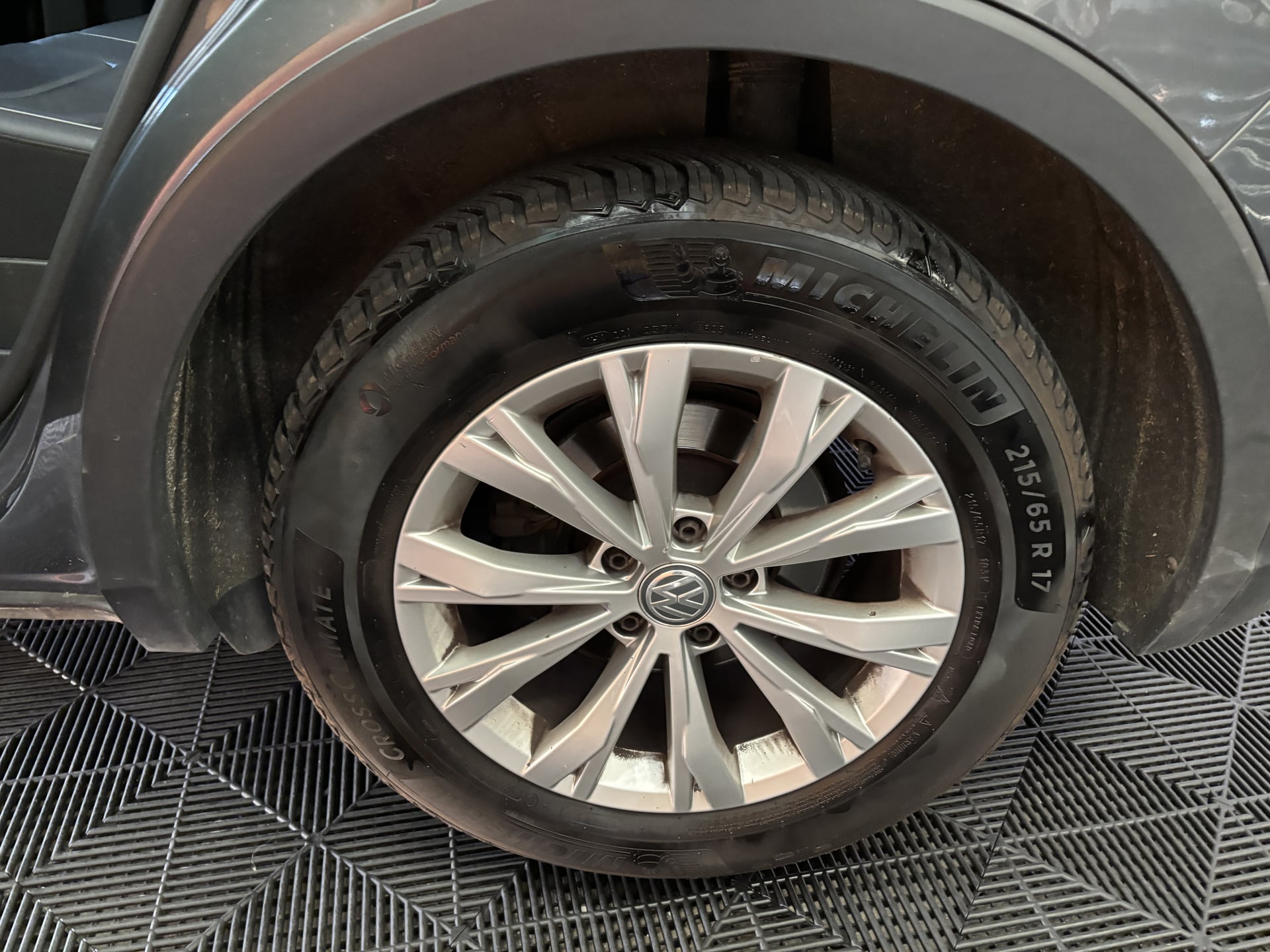 Volkswagen Tiguan 2l TDI 150cv Finition CARAT — 26