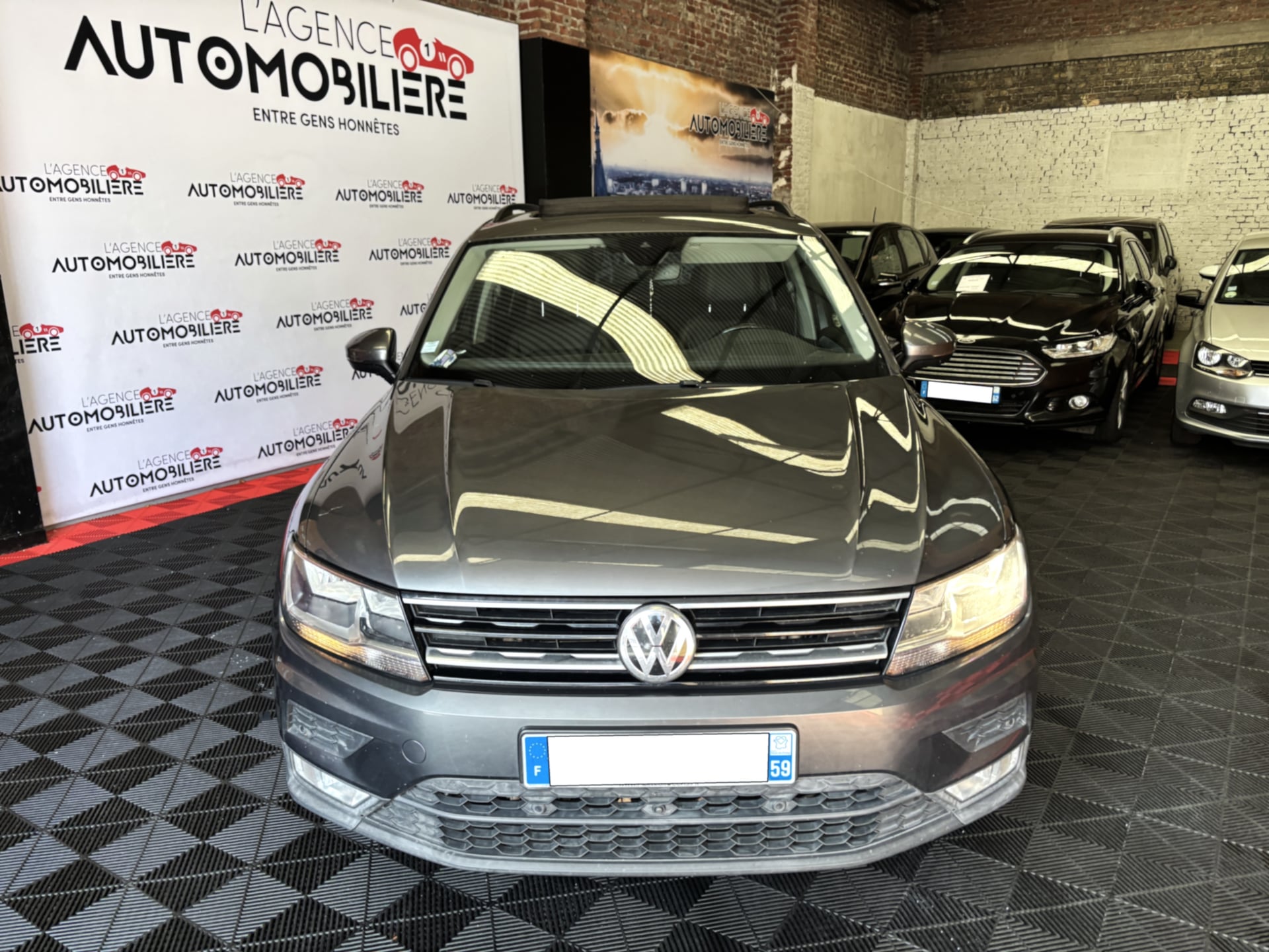 Volkswagen Tiguan 2l TDI 150cv Finition CARAT — 2