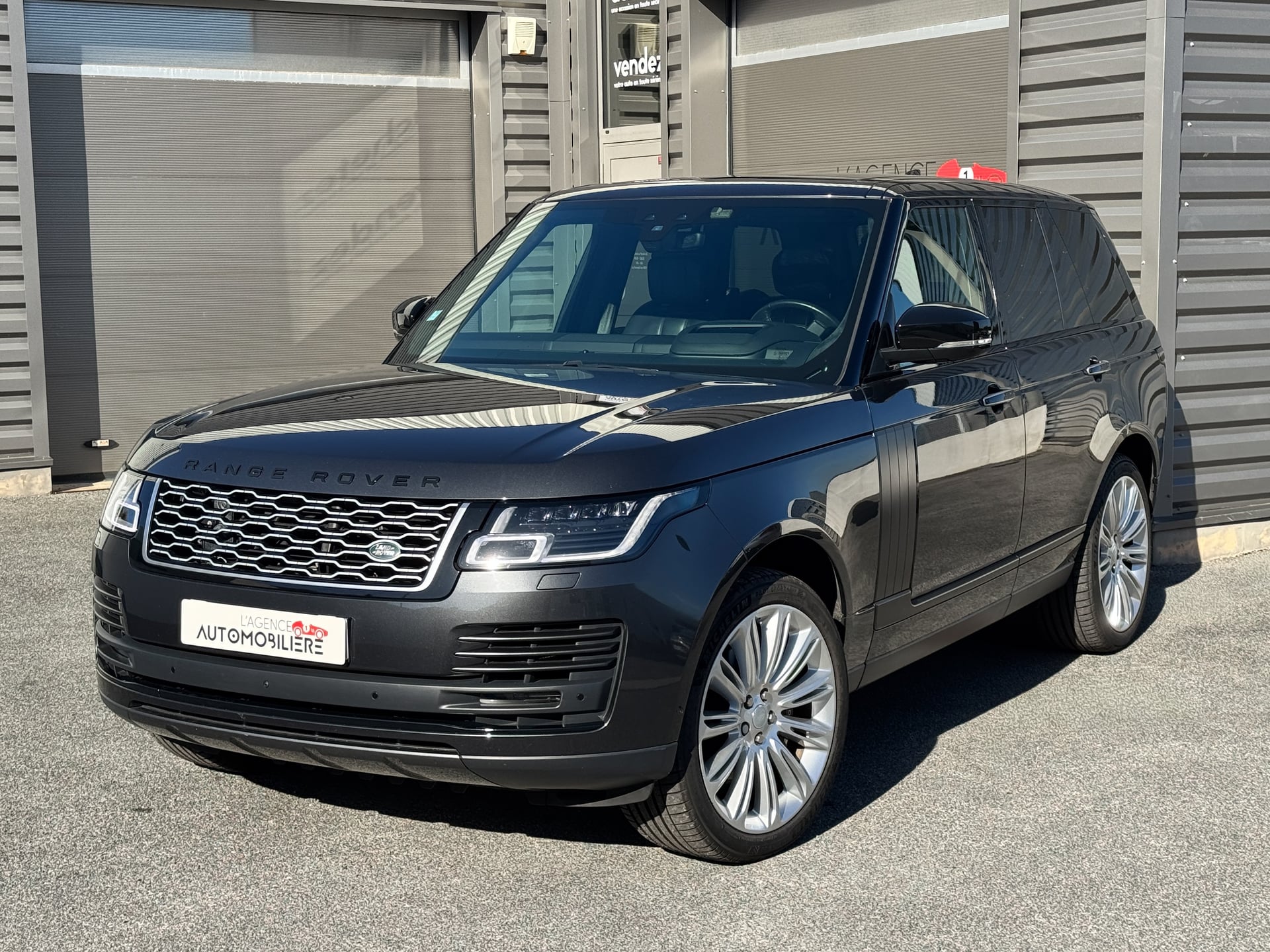 Land Rover Range Rover 5.0 V8 S/C 525ch Autobiography SWB Mark VIII - HISTORIQUE COMPLET