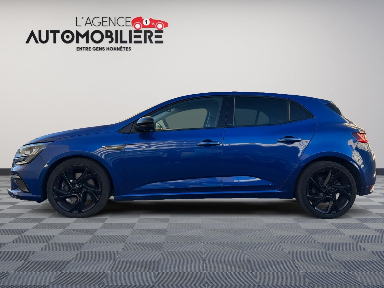 Renault Megane IV 1.6 TCE 205 ENERGY GT EDC7 — 2