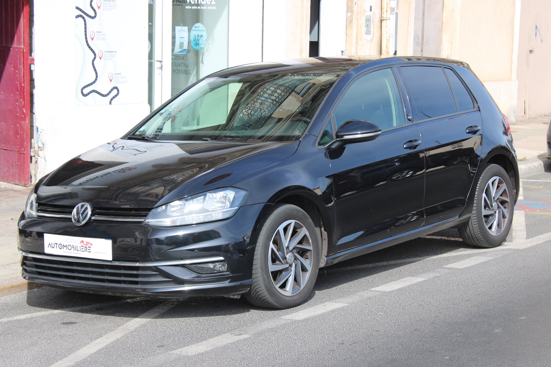 Volkswagen Golf 1.6 TDI 115 BlueMotion Technology FAP DSG7 SOUND ( Carplay, Caméra de recul ... )