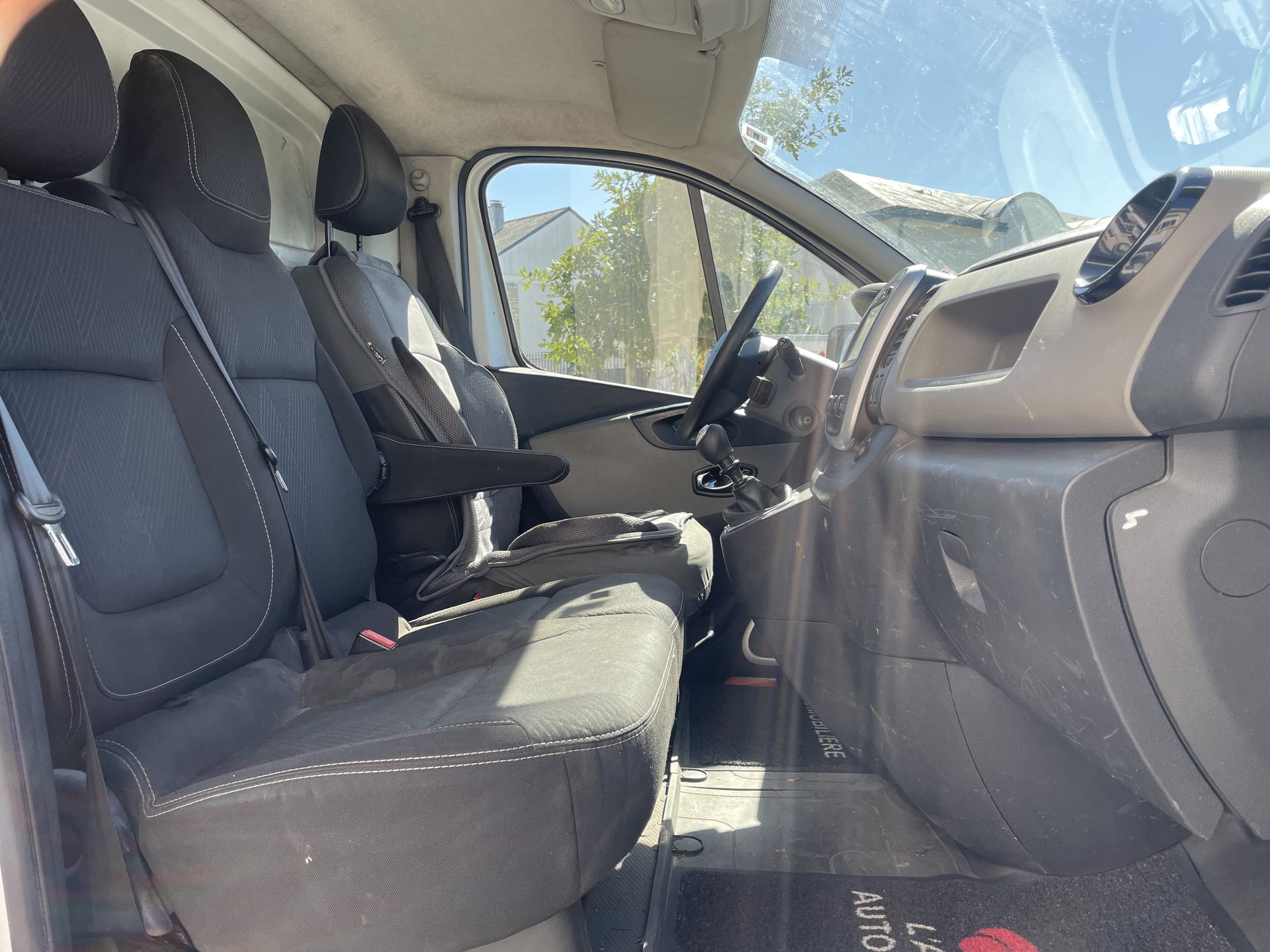 Renault Trafic L1H1 1000 1.6 dCi 120 cv Galerie - Prix affiché HT 10 990 — 14
