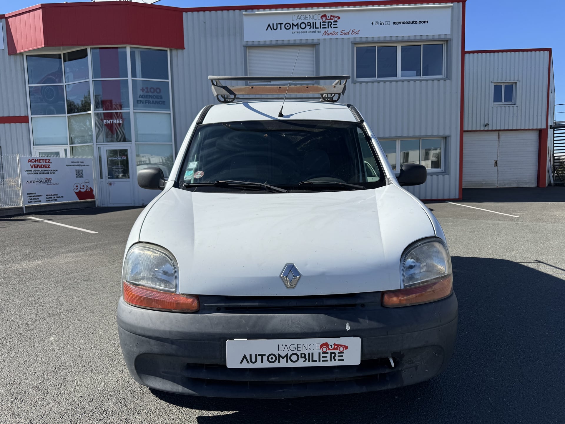 Renault Kangoo EXPRESS FOURGON 1.5 DCI 65 | GALERIE | ATTELAGE — 2