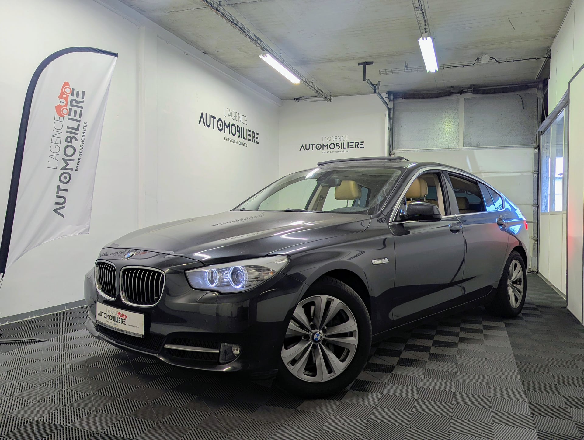 BMW Série 5 530d 3.0 d DPF 24V 245 cv Boîte auto