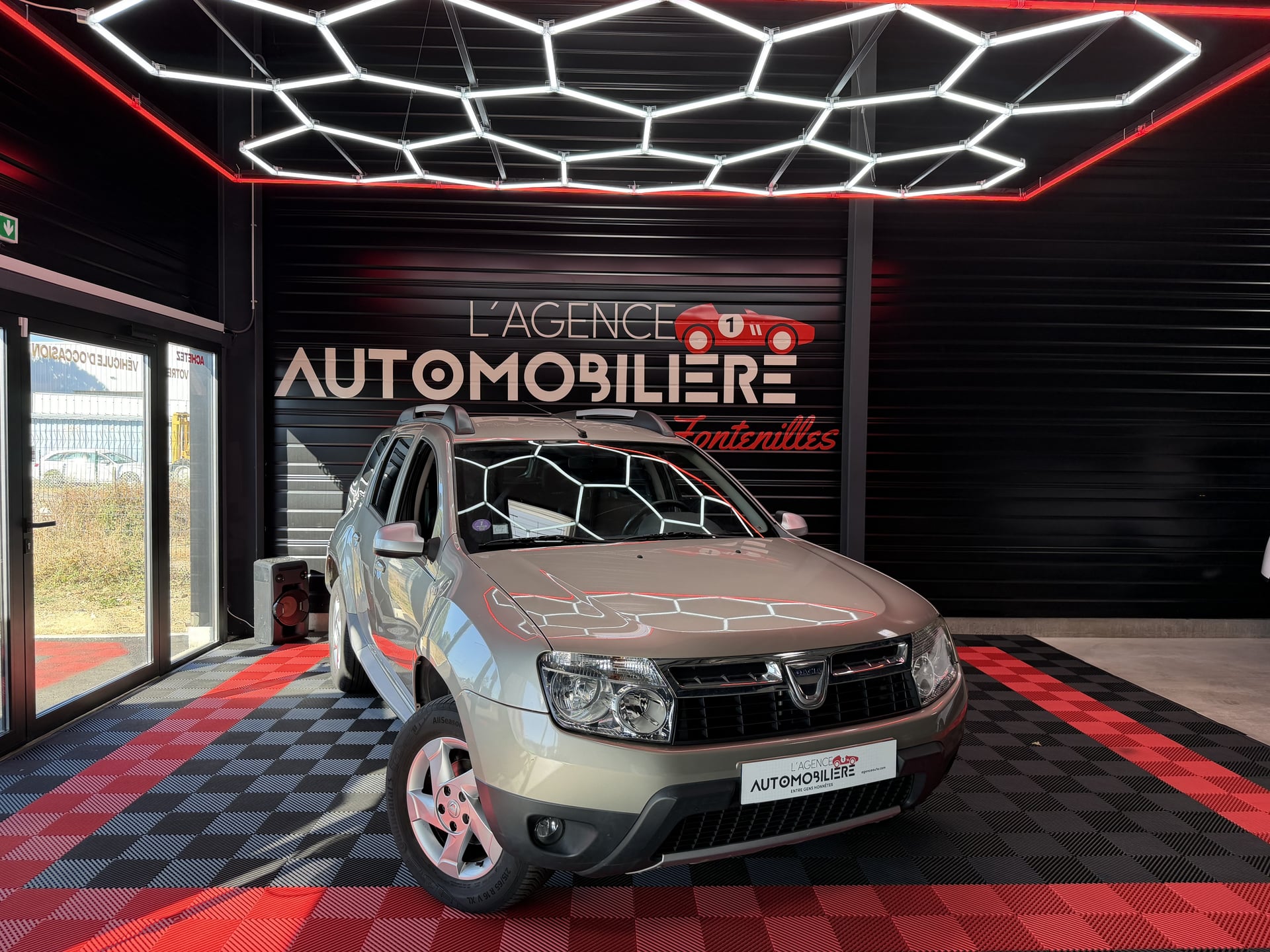Dacia Duster 1.6 16V 105 Prestige  Garantie 12mois