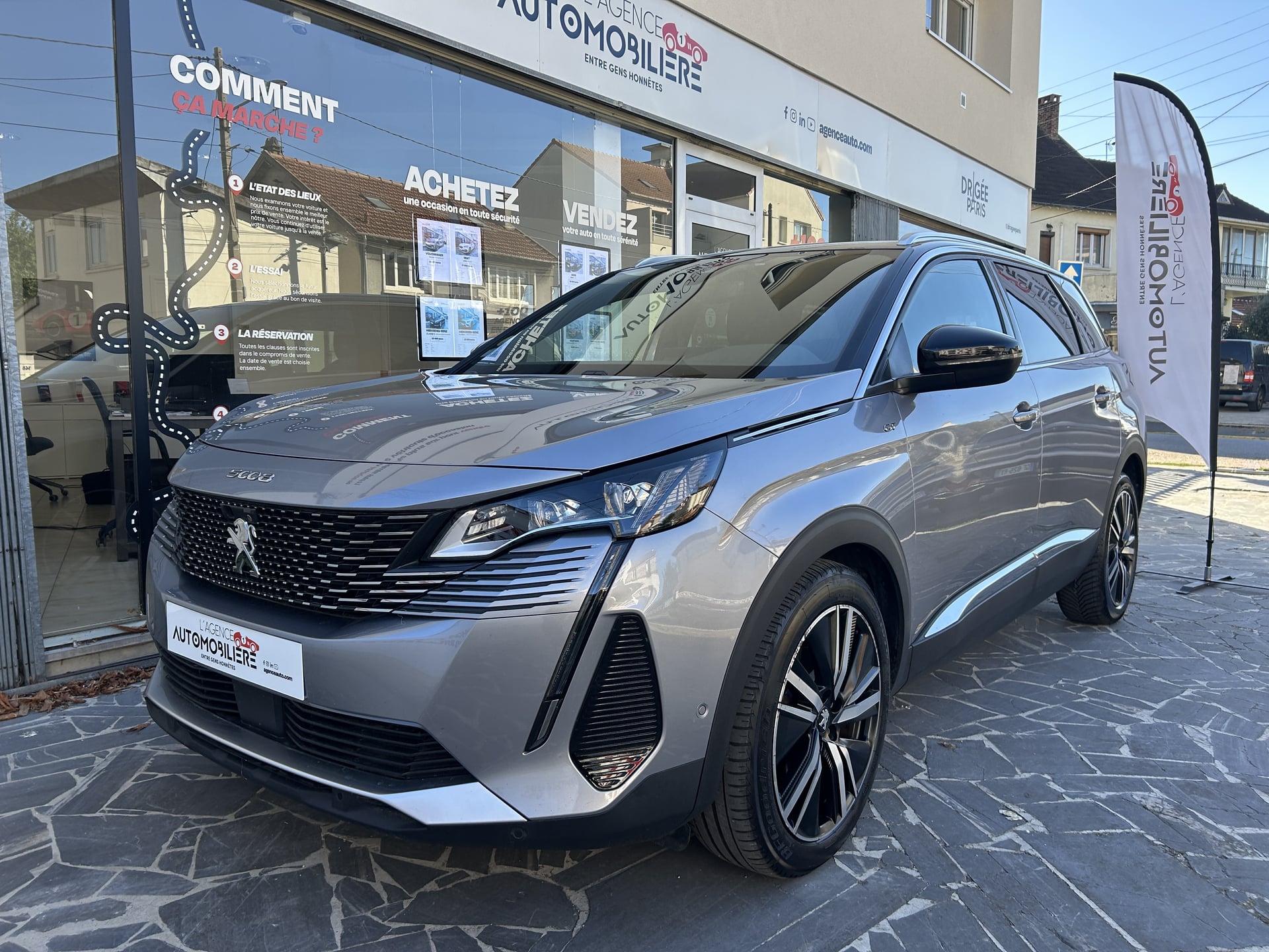 Peugeot 5008 GT PACK 180CH - SUIVI COMPLET - PREMIERE MAIN