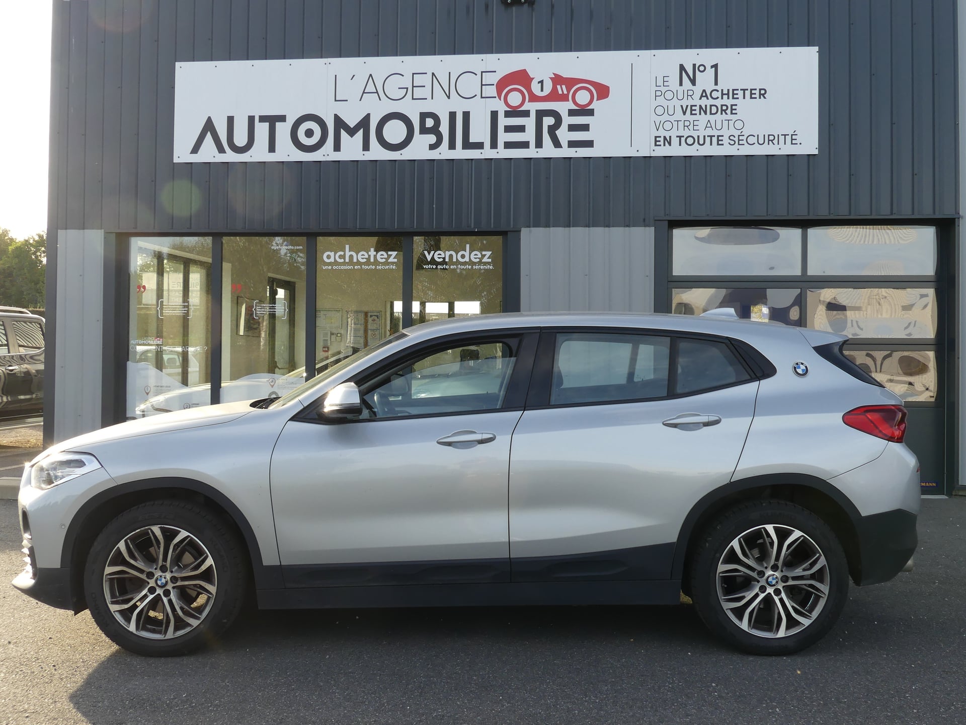 BMW X2 SDRIVE18IA 140CH BUSINESS DESIGN DKG7 EURO6D-T — 2