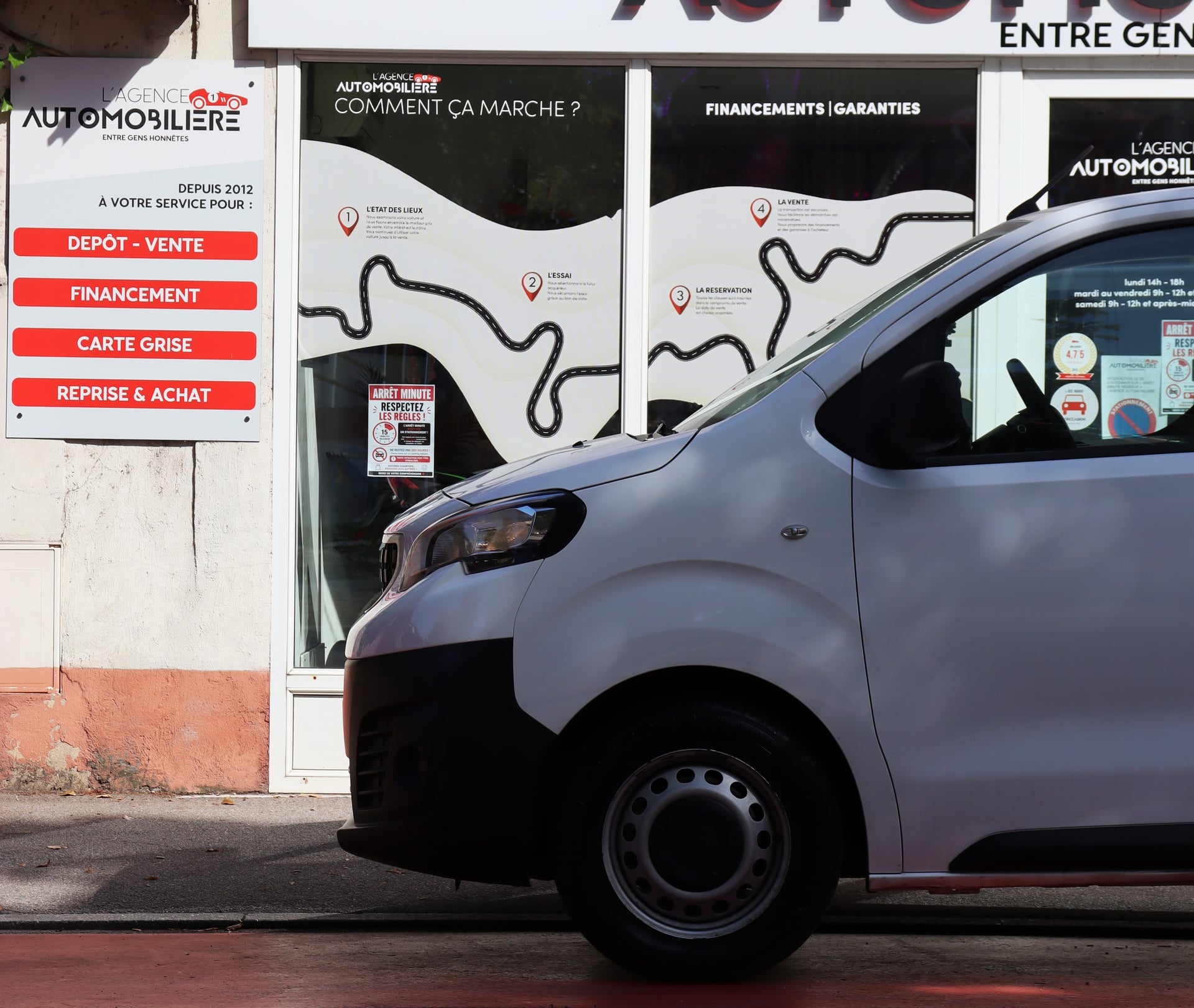 Peugeot Expert Standard 2.0 BlueHDI 122 (TVA Récupérable, CarPlay, Attelage) — 2
