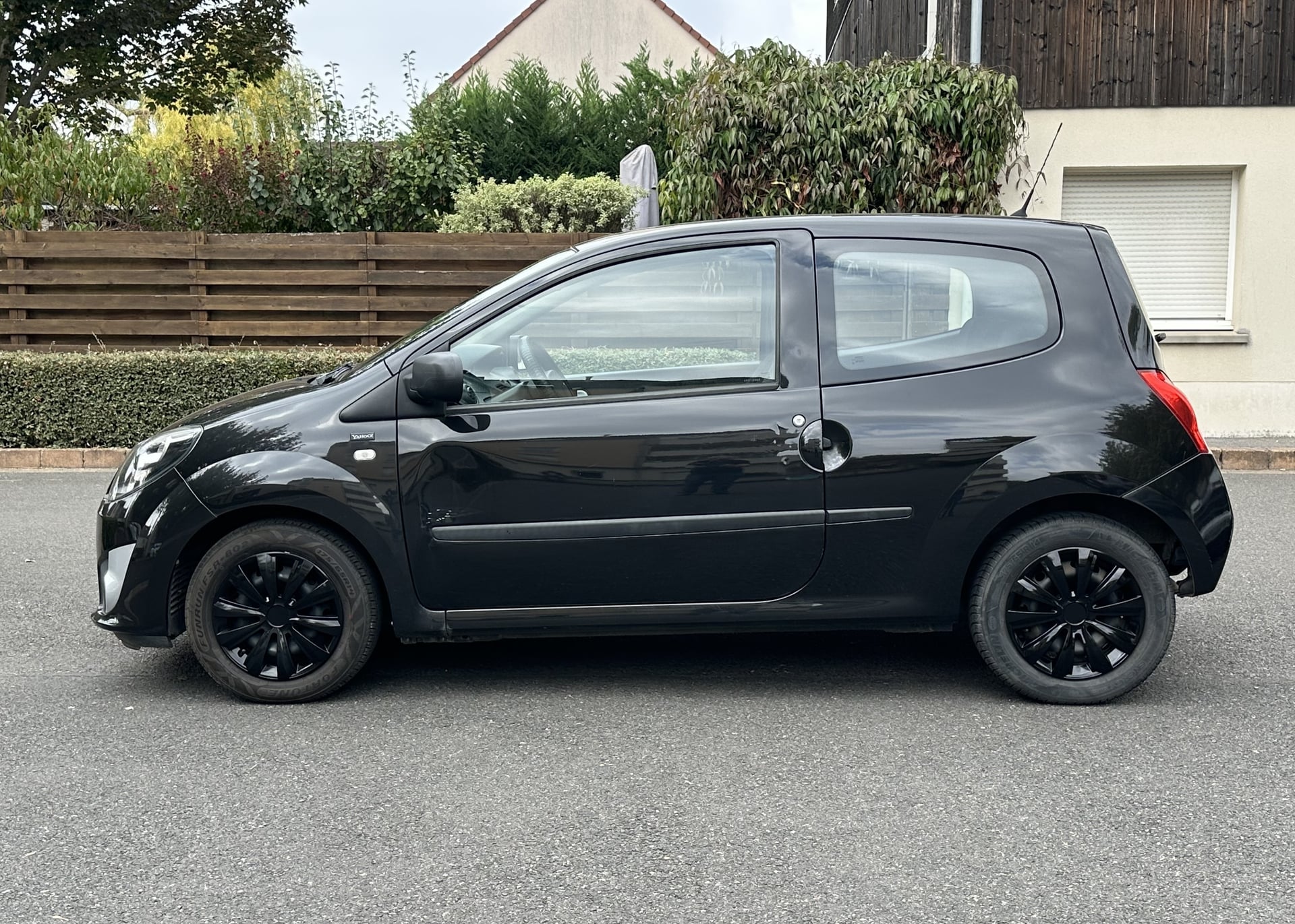 Renault Renault Twingo 2 II 1.2 LEV 16V 75 YAHOO! ECO2 — 2