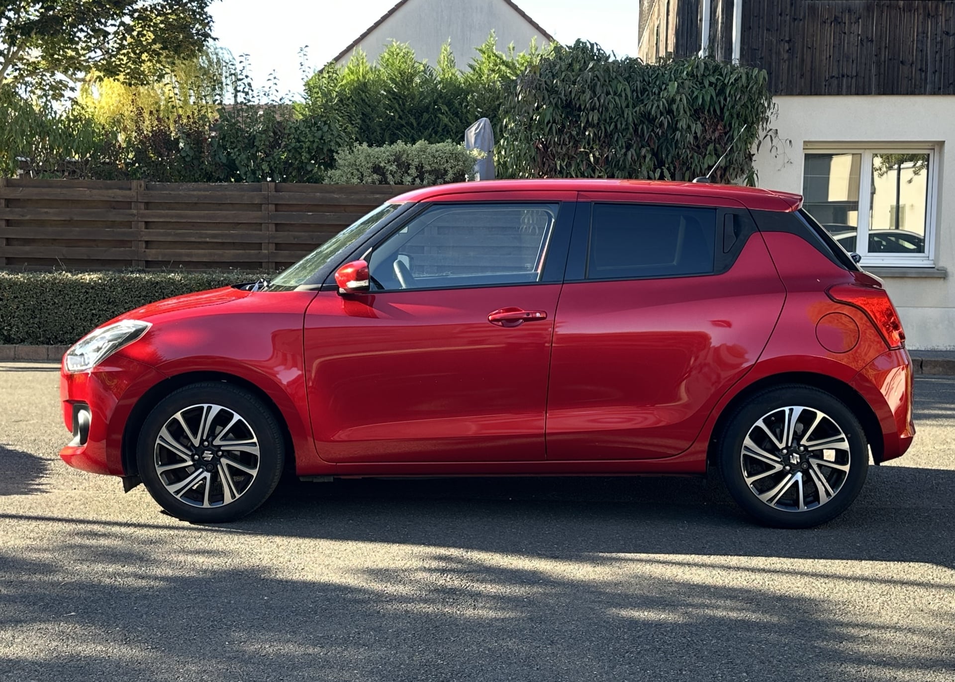 Suzuki Swift IV 1.2 DUALJET HYBRID 83 PACK — 2