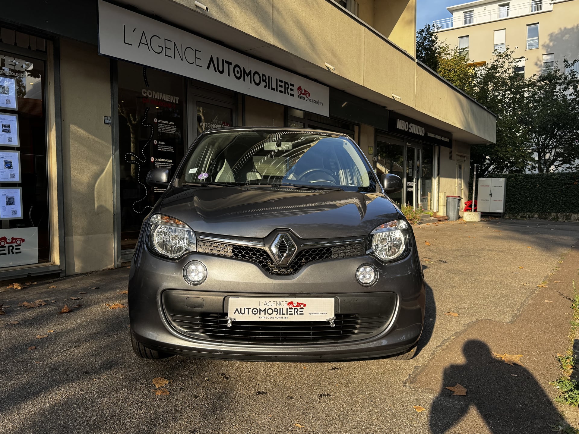 Renault Twingo III 1.0 SCE 70 STOP & START ZEN E6C -GARANTIE 6 MOIS - 59 990KM — 2
