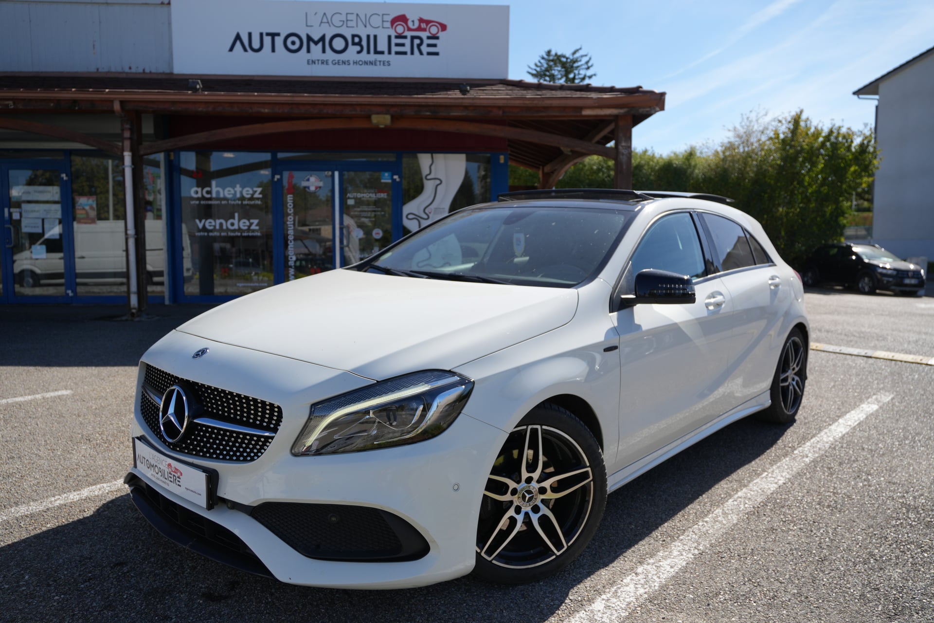 Mercedes-Benz Classe A III (2) 200 D FASCINATION 7G-DCT PACK AMG