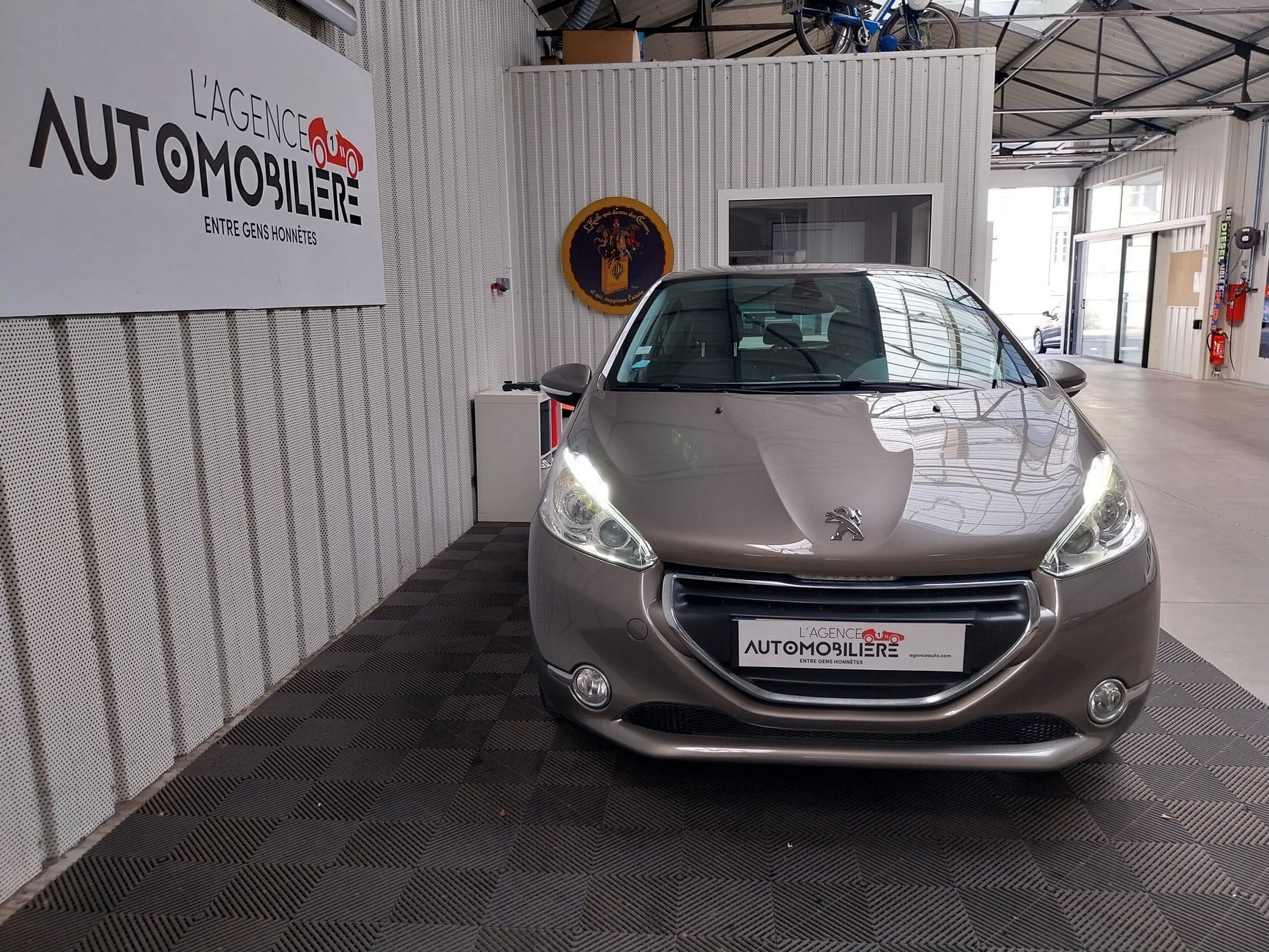 Peugeot 208 1.6 VTI 120 ch Allure A — 2