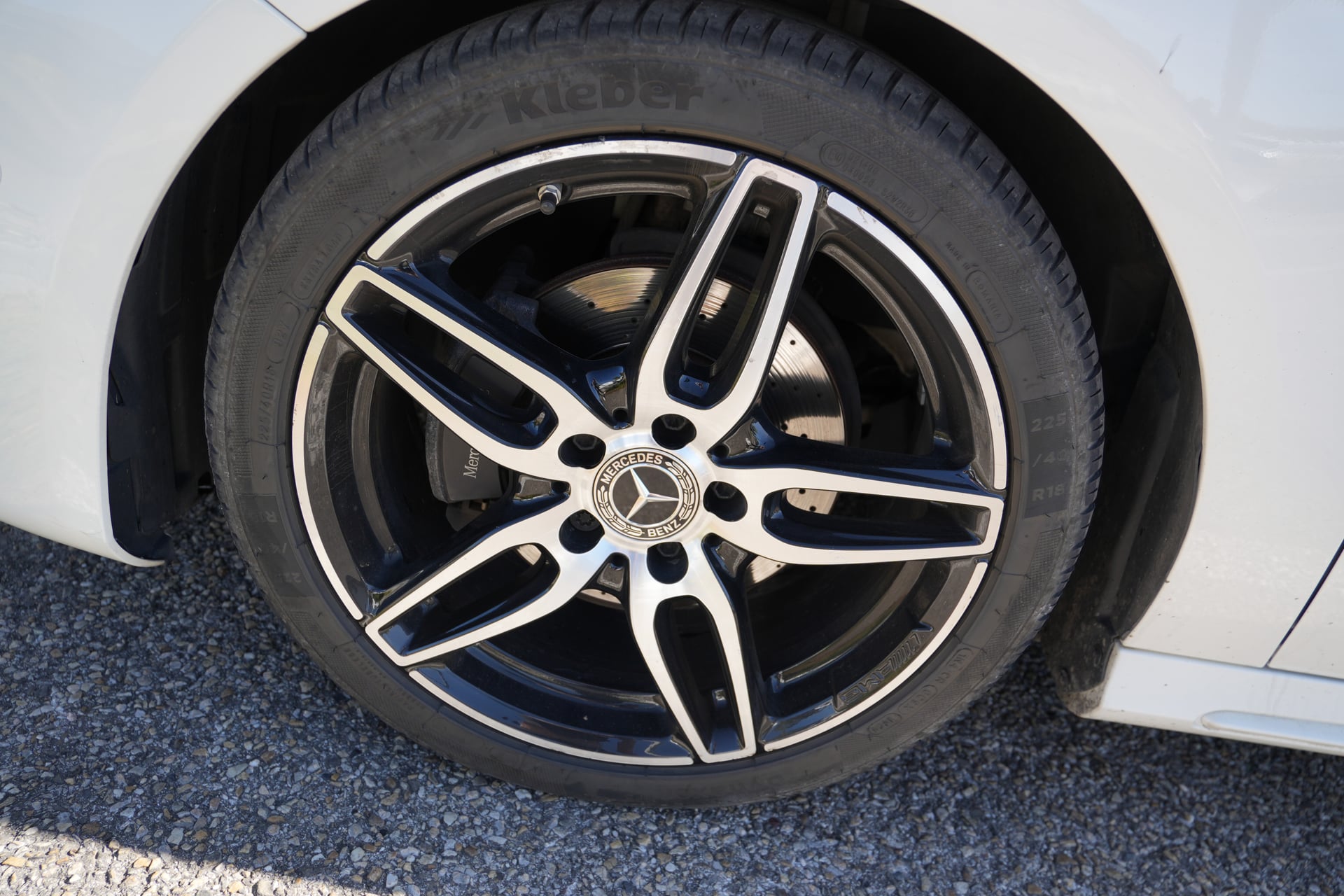 Mercedes-Benz Classe A III (2) 200 D FASCINATION 7G-DCT PACK AMG — 40