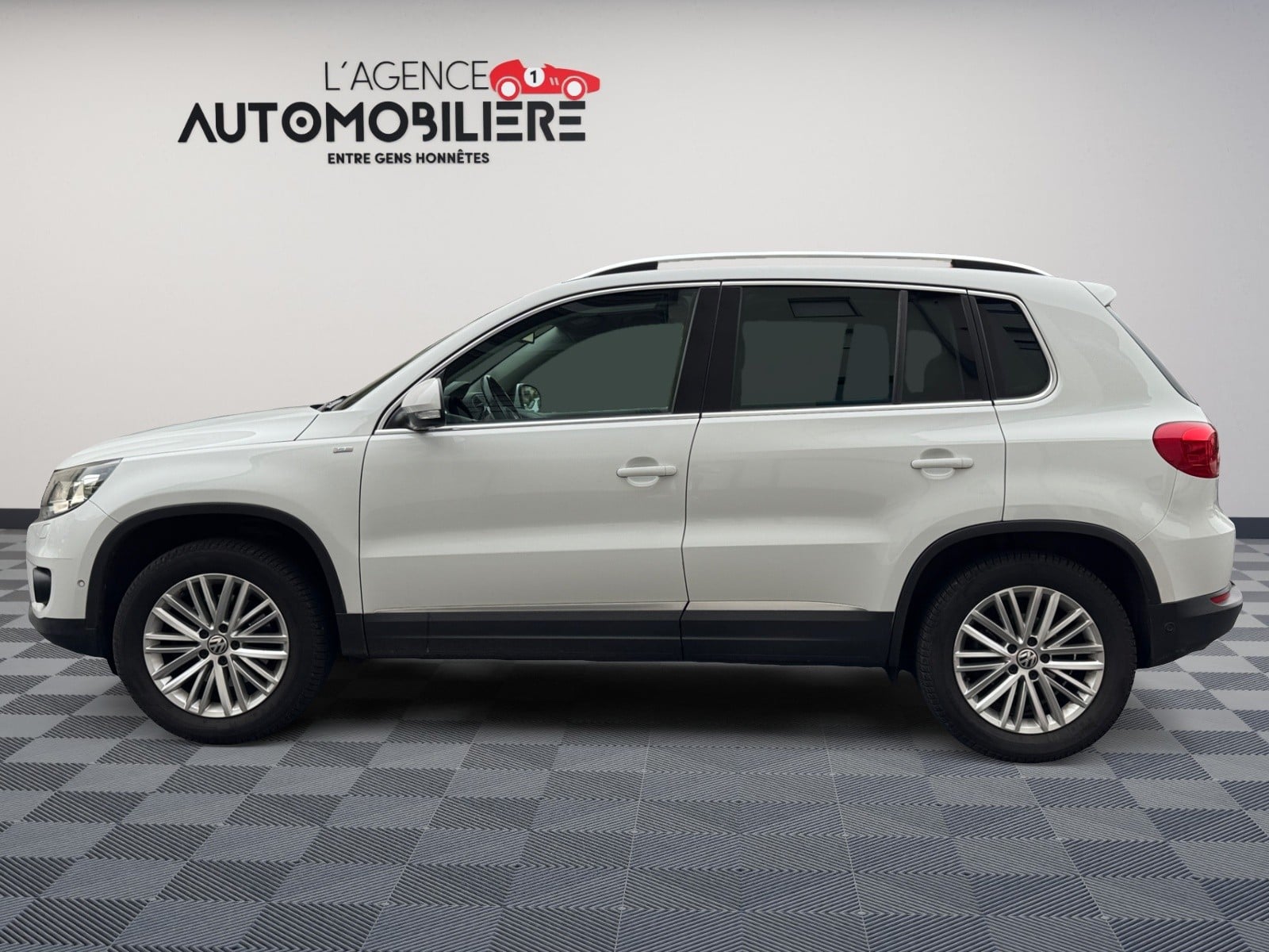 Volkswagen Tiguan 2.0 TDI 140ch 4Motion Cup / 4X4 — 2