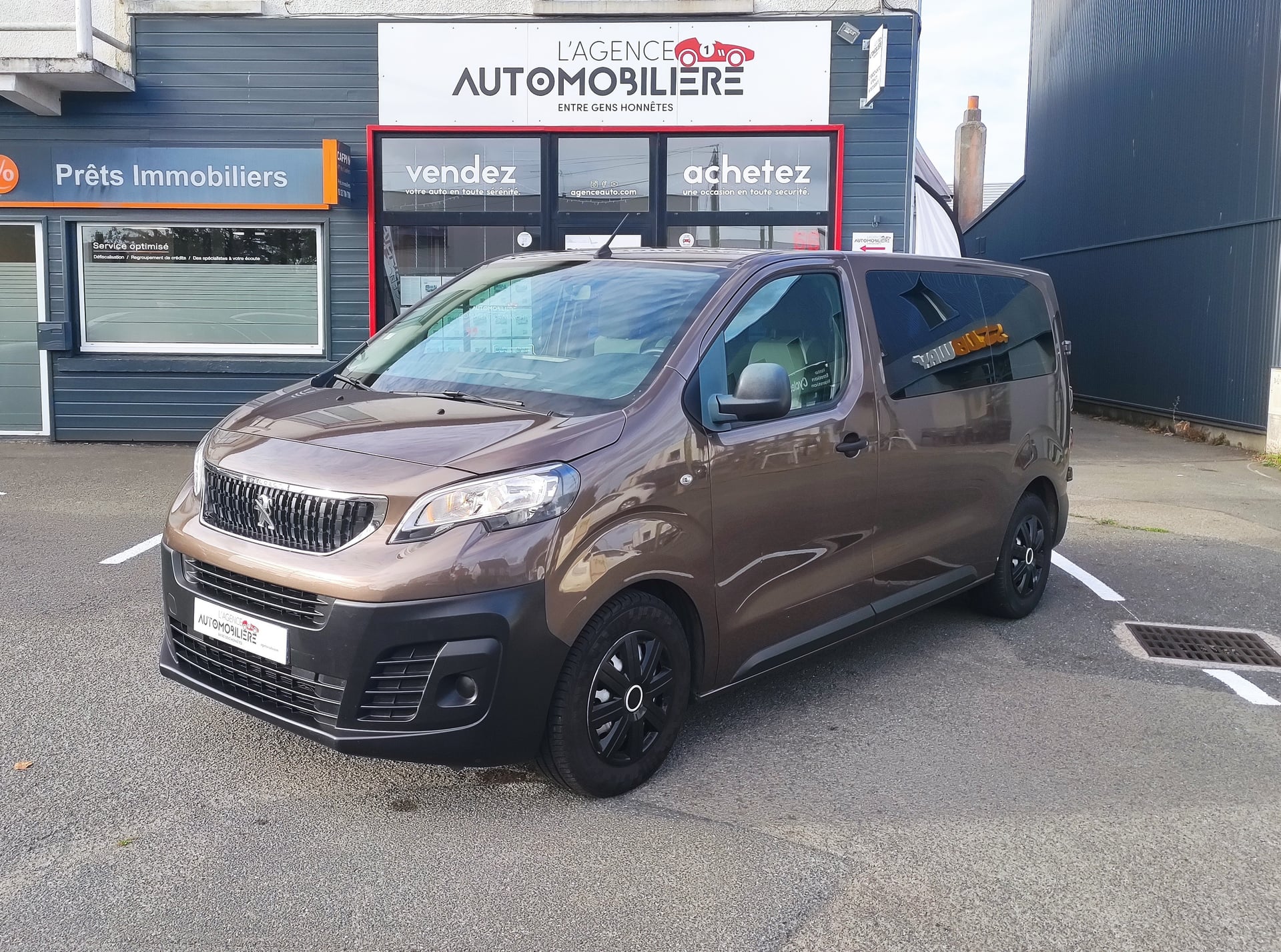 Peugeot Traveller 1.5 BlueHdi 120ch BVM6 L2 STANDARD ACTIVE 9 places