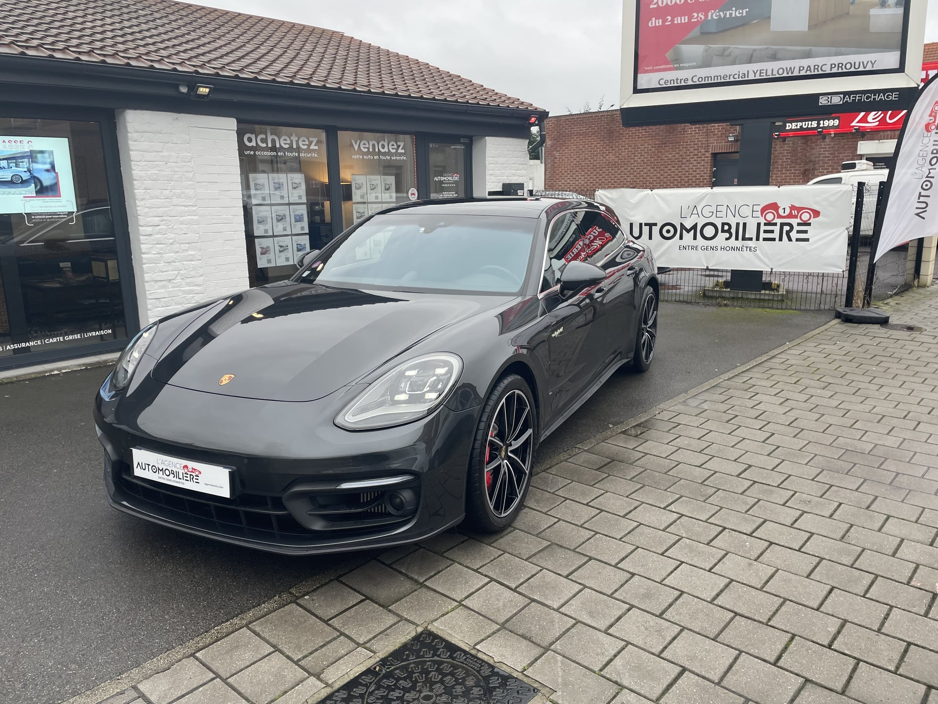 Porsche Panamera Sport Turismo 2.9 V6 560ch 4S E-Hybrid — 40