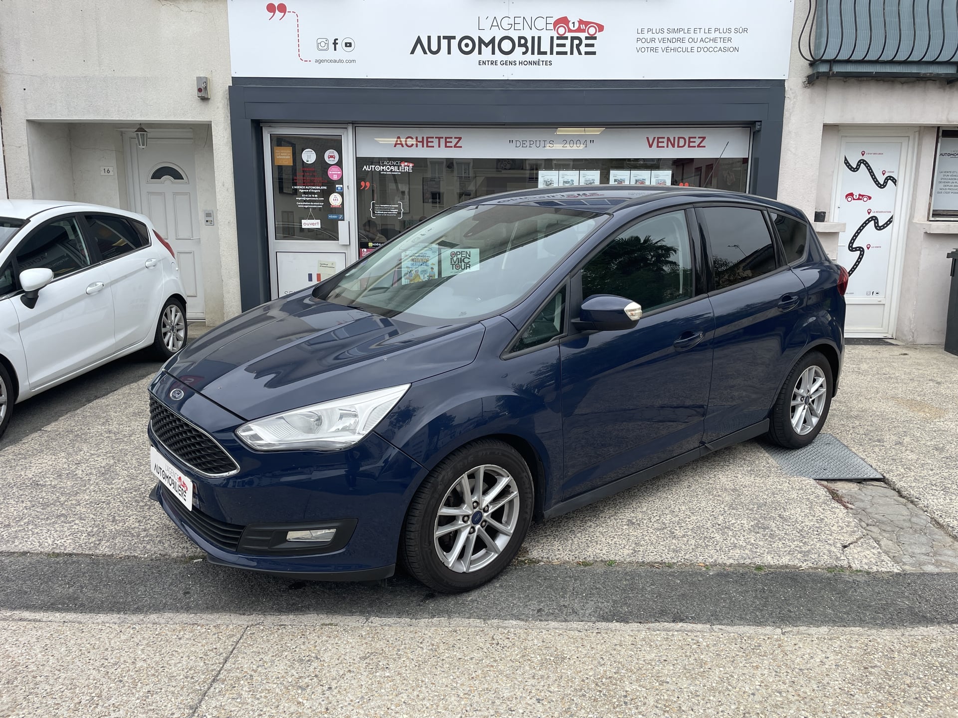 Ford C-Max 1.0 EcoBoost 125 cv Trend - Distribution à jour 2ème main