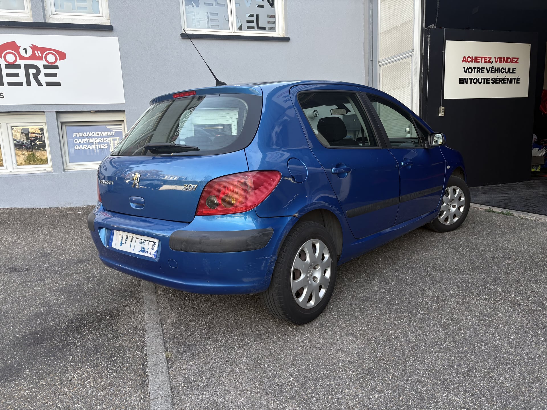 Peugeot 307 1.6 110 XS Bluetooth - Climatisation automatique - Roue de secours — 2