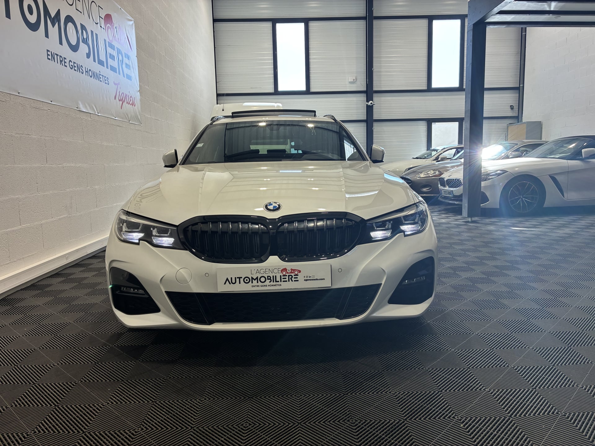 BMW Série 3 Touring 320dA xDrive 190ch M Sport-Toit Ouvrant Panoramique — 2