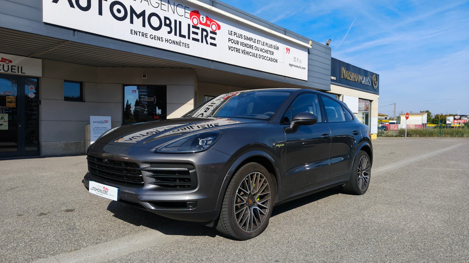 Porsche Cayenne Coupé 3.0 V6 462 ch E-Hybrid Platinum Edition 
