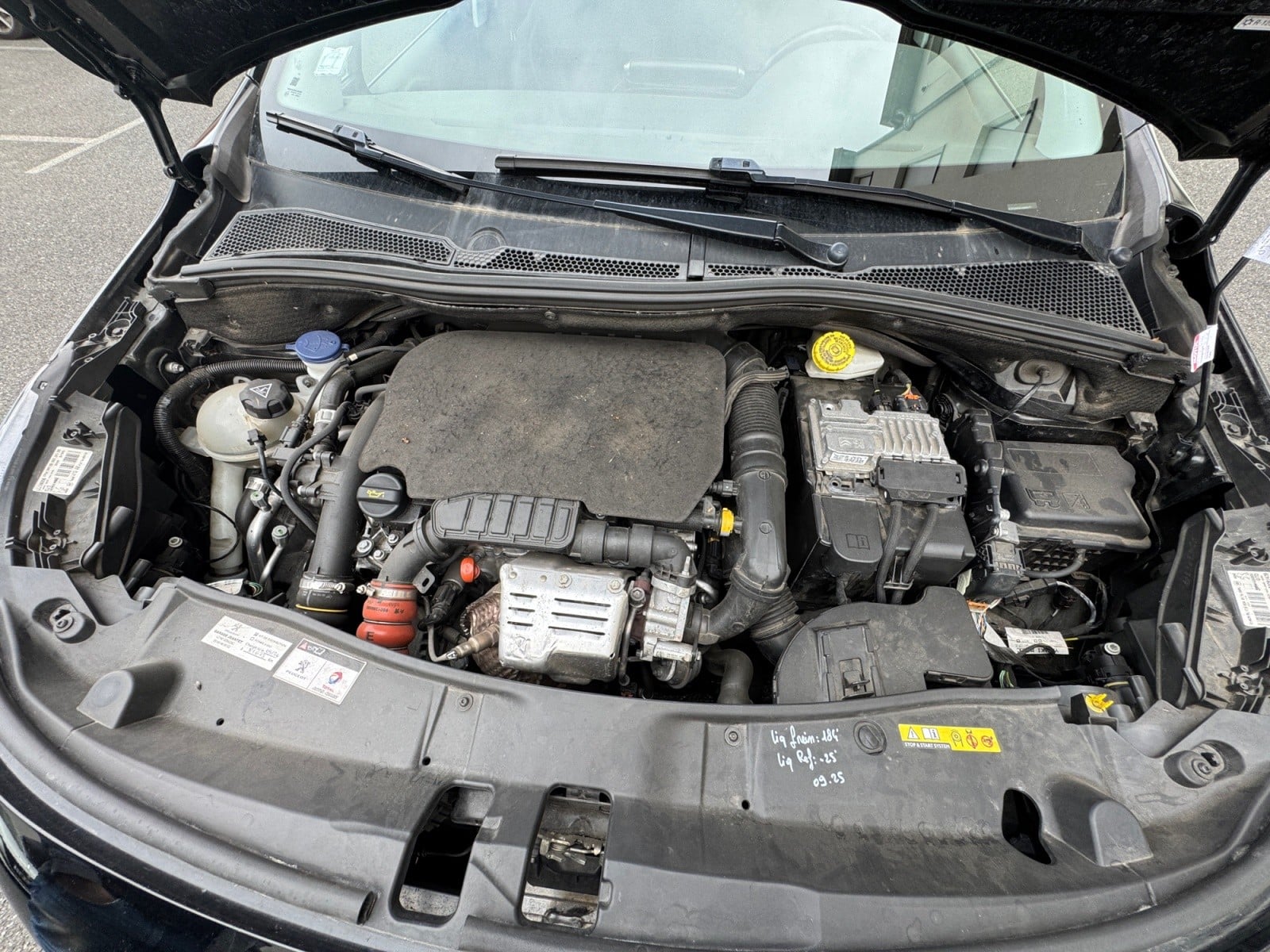 Peugeot 2008 1.2 PureTech 130ch Allure — 19