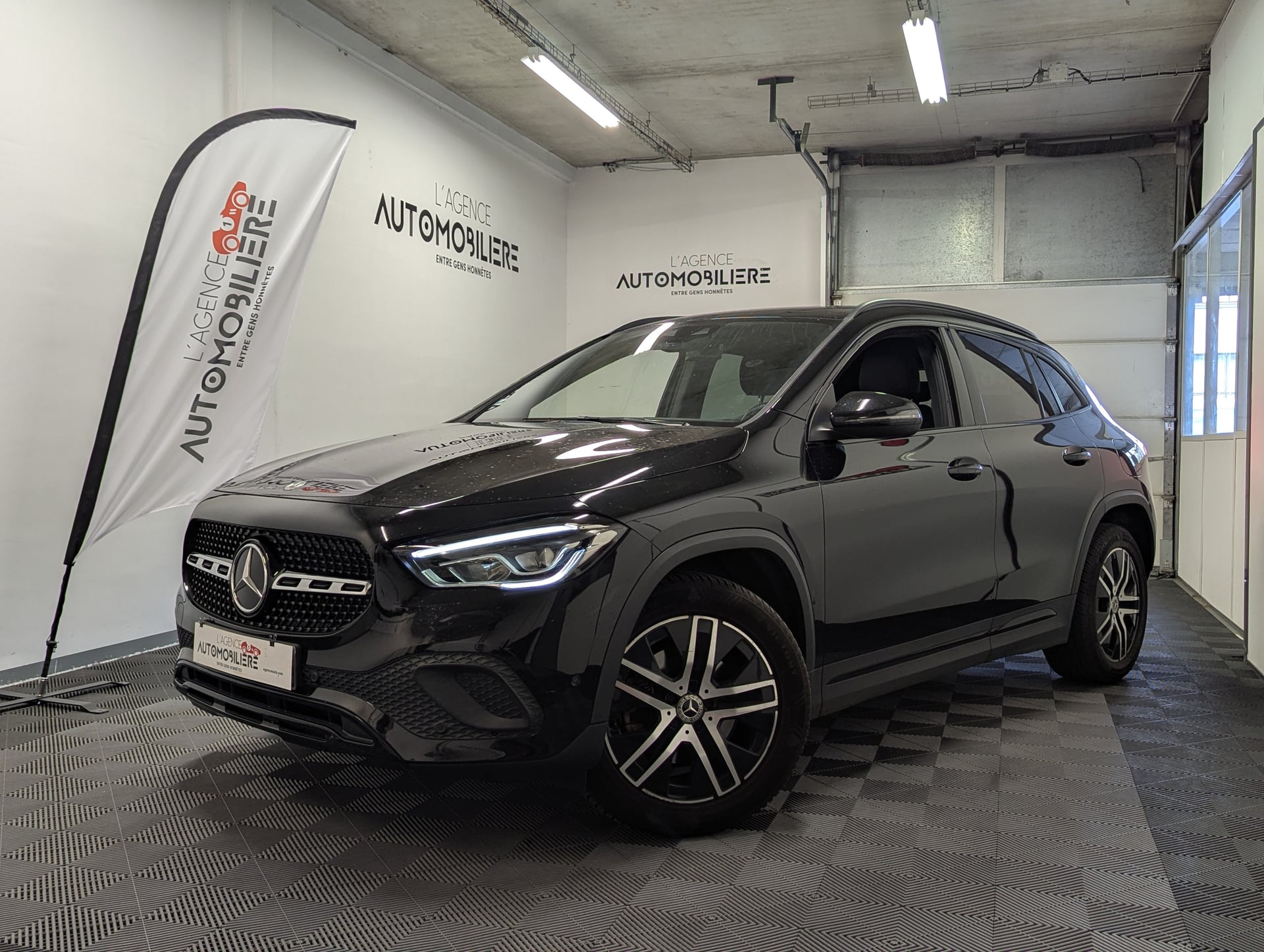 Mercedes-Benz Classe GLA 200 D Progressive Line DCT 150 CV