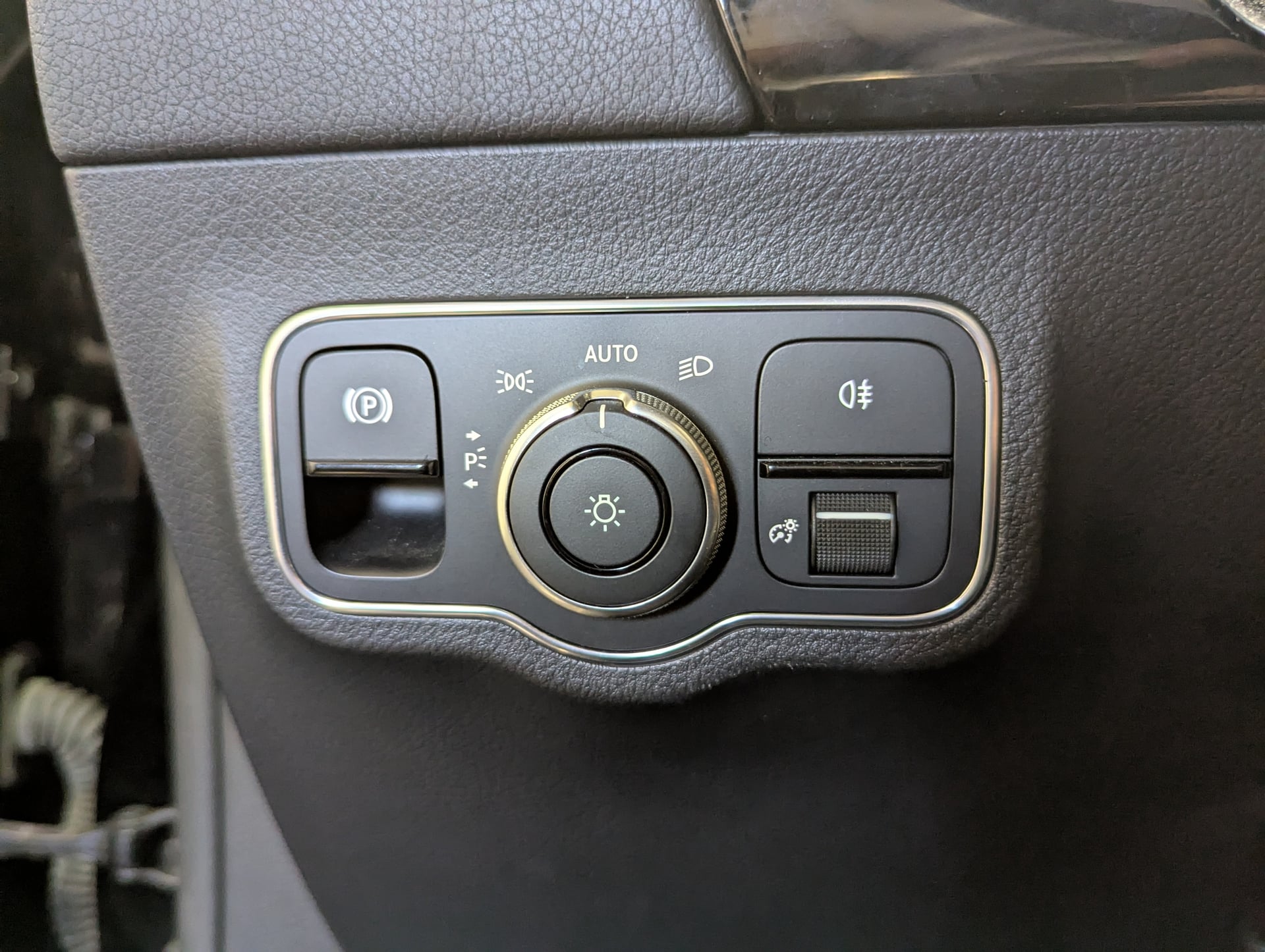 Mercedes-Benz Classe GLA 200 D Progressive Line DCT 150 CV — 33