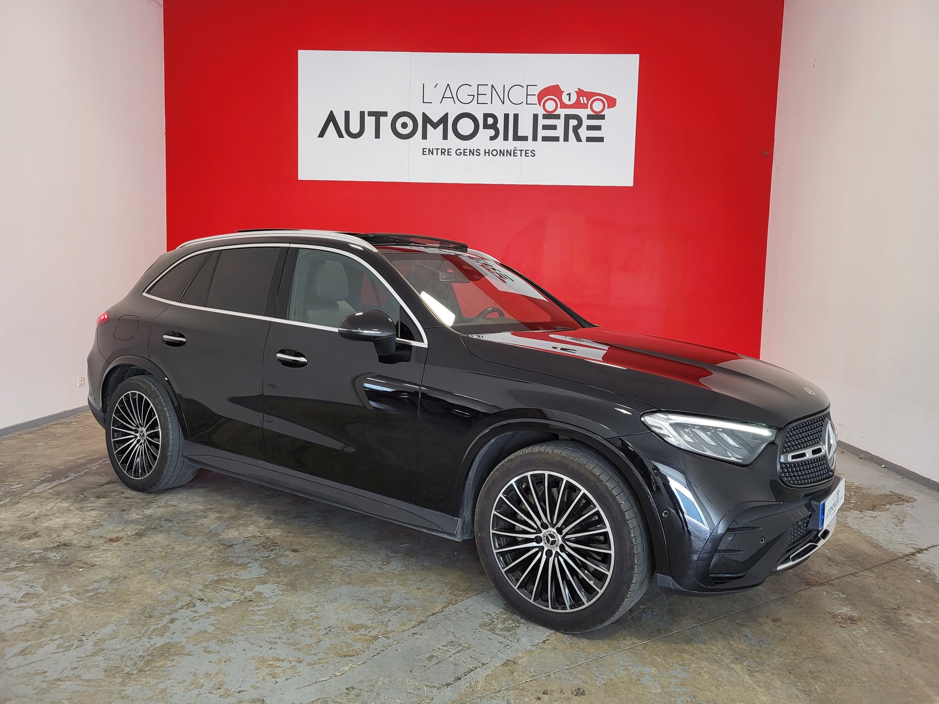Mercedes-Benz GLC GLC PHASE II 220D 4 MATIC AMG LINE 9G-TRONIC — 2