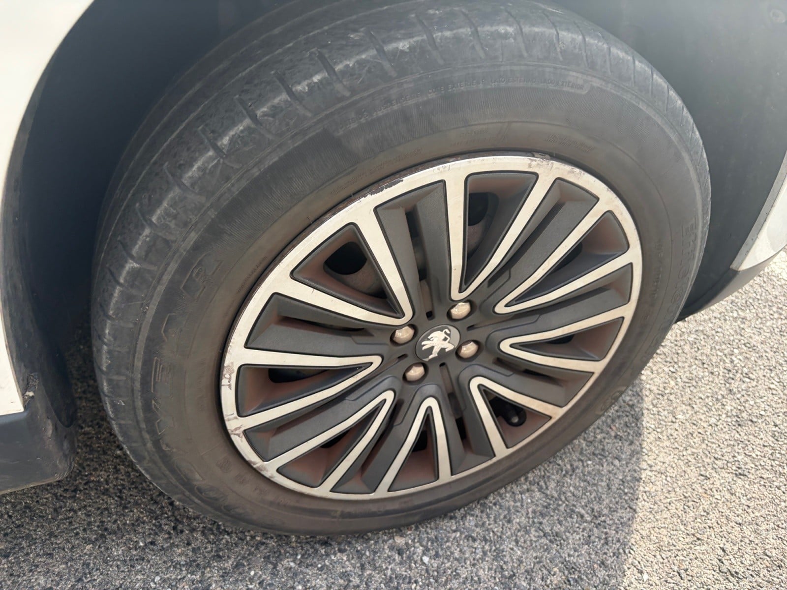 Peugeot 2008 1.6 BLUEHDI 75 ACTIVE BUSINESS — 25