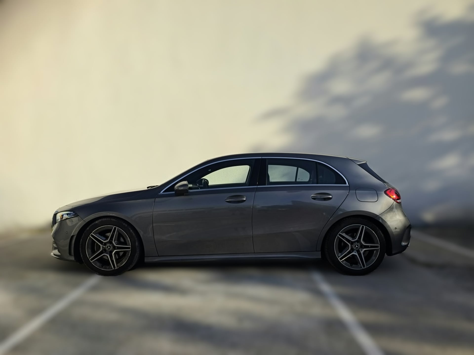 Mercedes-Benz Classe A 180 135CH HYBRID MHEV PREMIUM PLUS AMG LINE BVA — 2
