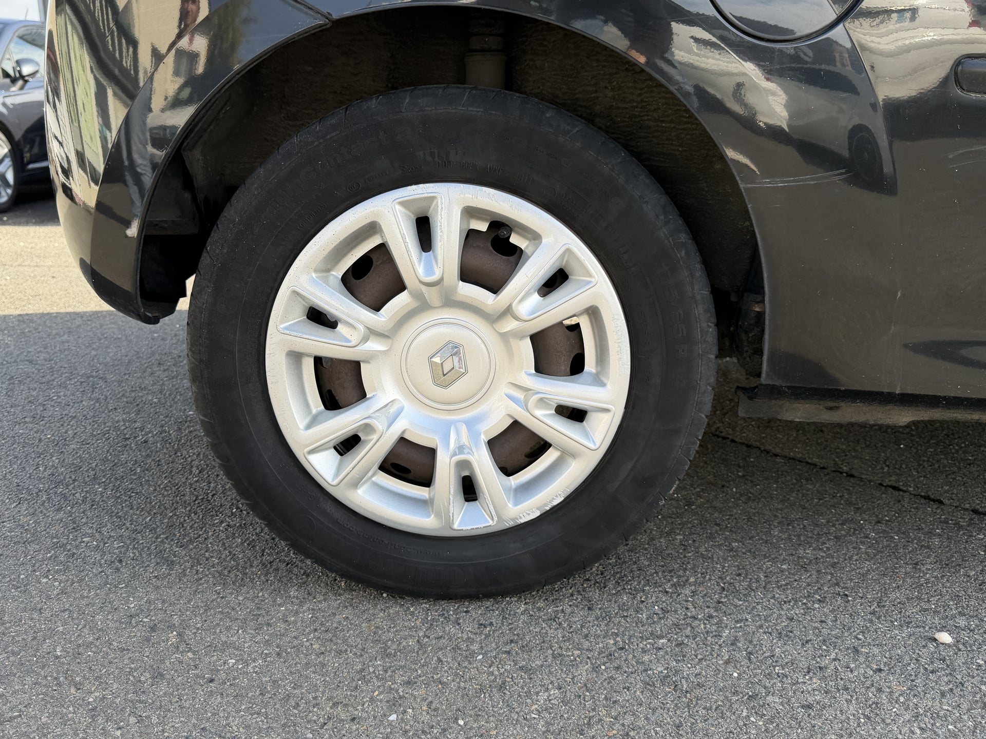 Renault Twingo II 1.2 LEV 16v 75 eco2 Privilège — 28