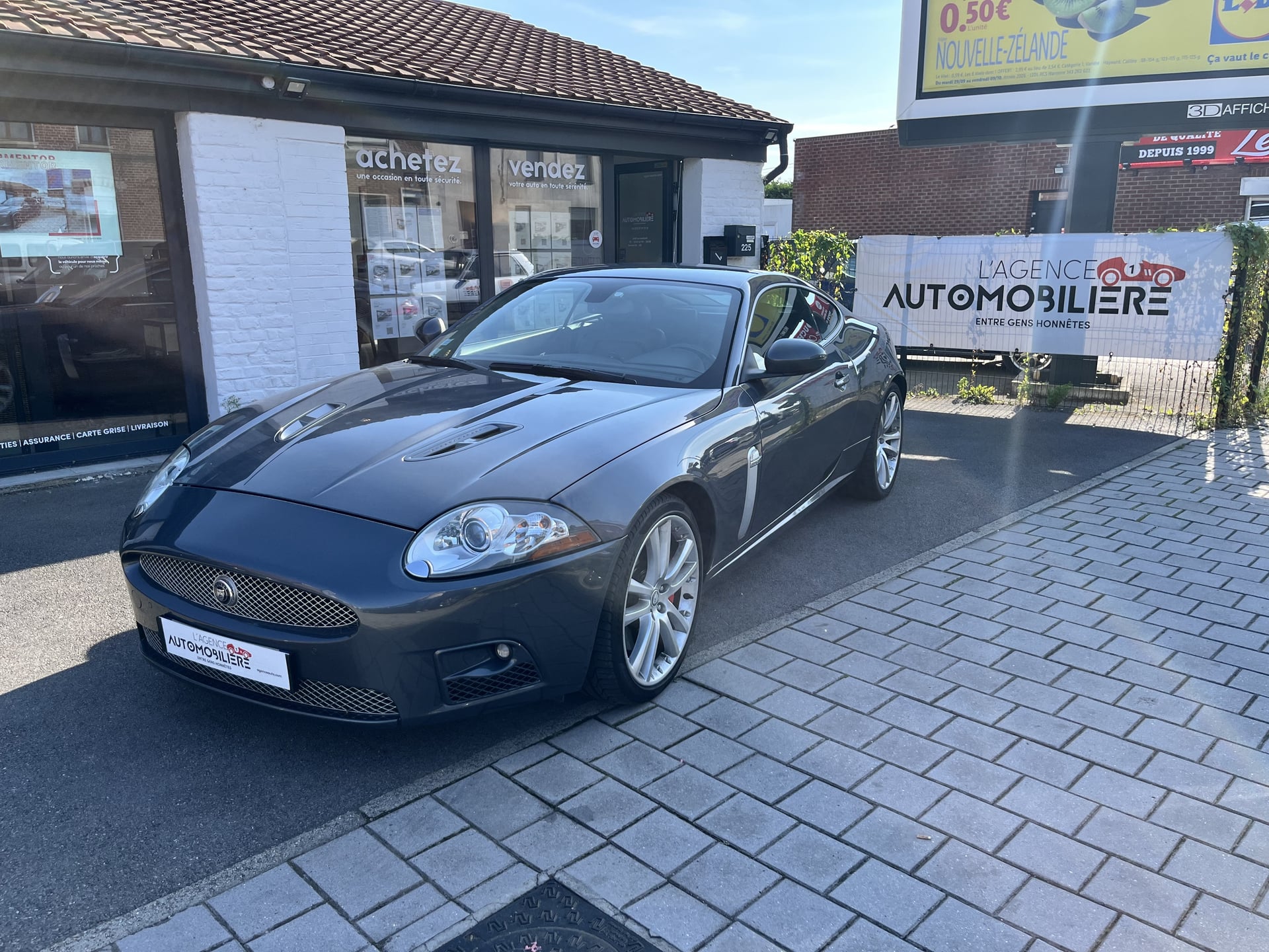 Jaguar XKR XK8 Coupe 4.2 V8 R