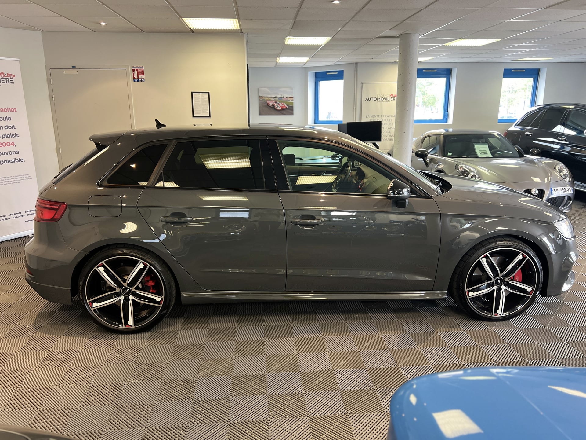 Audi S3 2.0 S-Tronic7 300CV Historique complet - B&O - Virtual Cockpit - Sièges RS - CarPlay - Caméra — 26