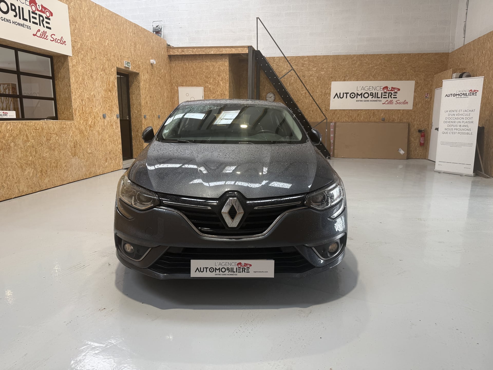 Renault Megane MEGANE IV 1.5 DCI 110CH ENERGY EDC - Finition BUSINESS — 2