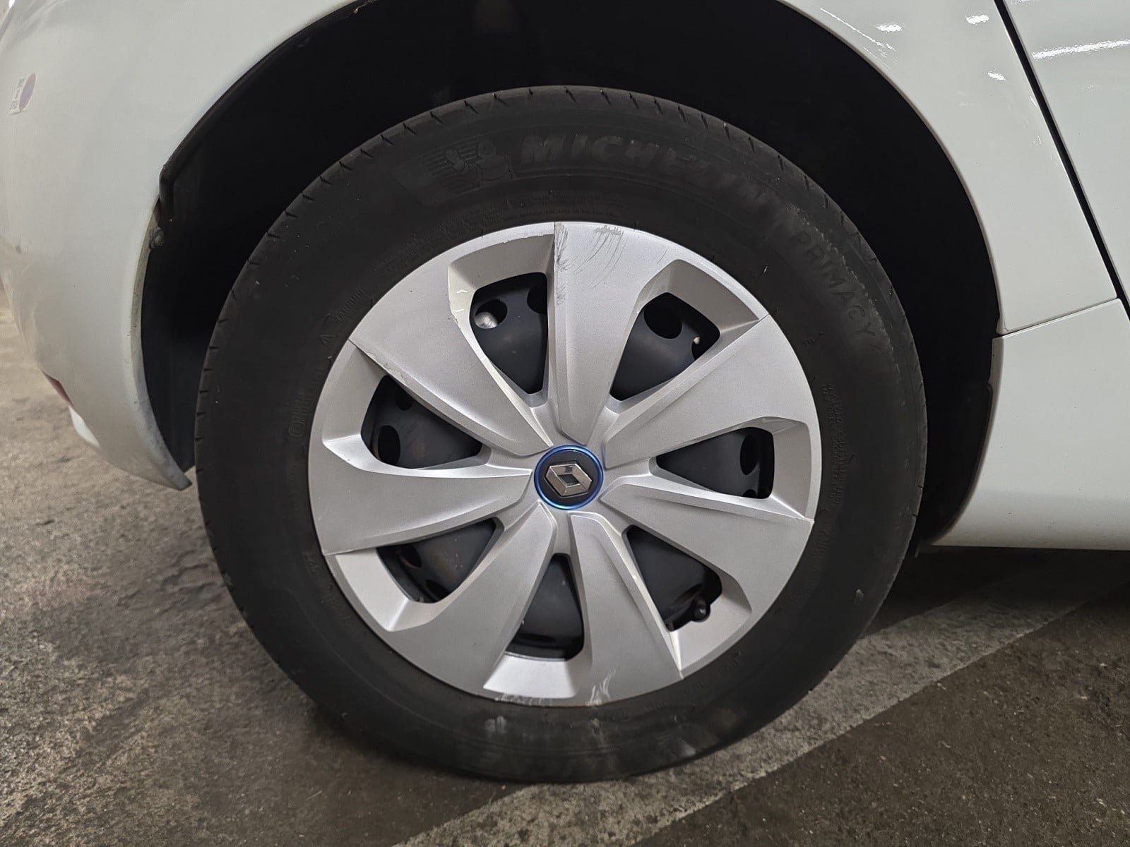 Renault Zoe R110 Life 52KW Garantie 3mois — 30