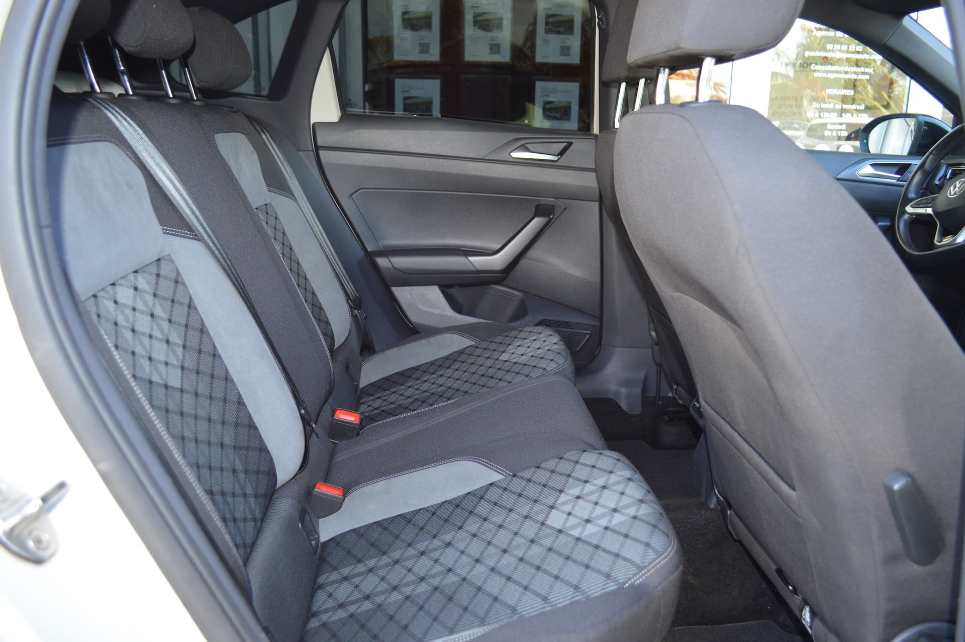 Volkswagen Taigo 1.0 TSI 110ch R-Line DSG7 — 16