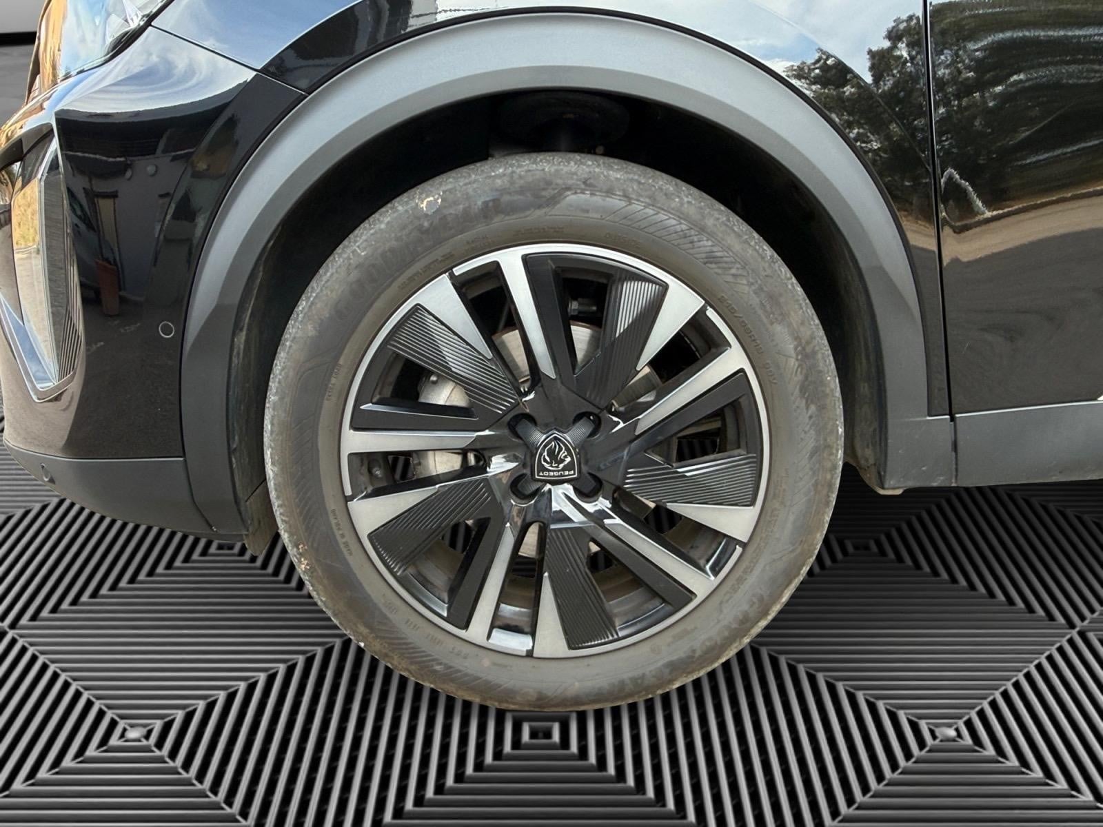 Peugeot 2008 1.2 Hybrid 145ch GT e-DCS6 — 18