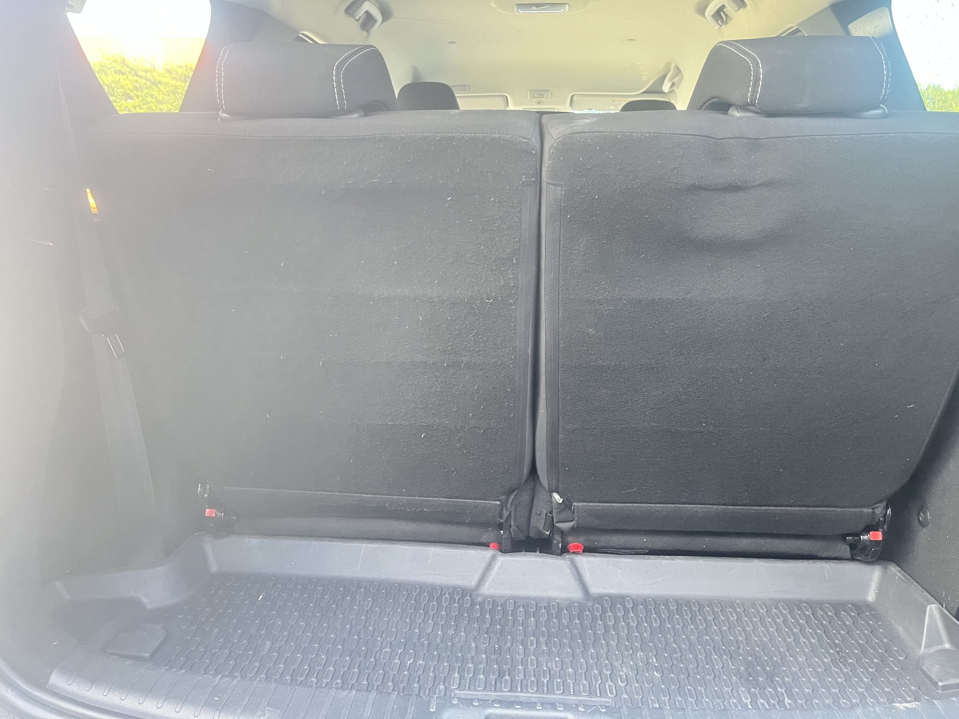 Dacia Jogger 1.6 16V 141 Hybrid 94 cv BVA 7 places — 18