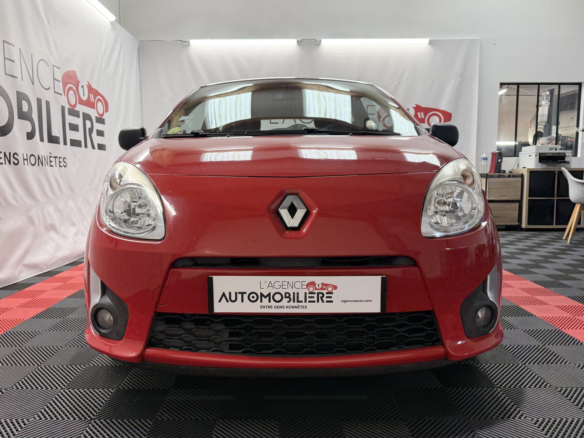 Renault Twingo II 1.2 LEV 16V 75 AUTHENTIQUE eco2 — 2