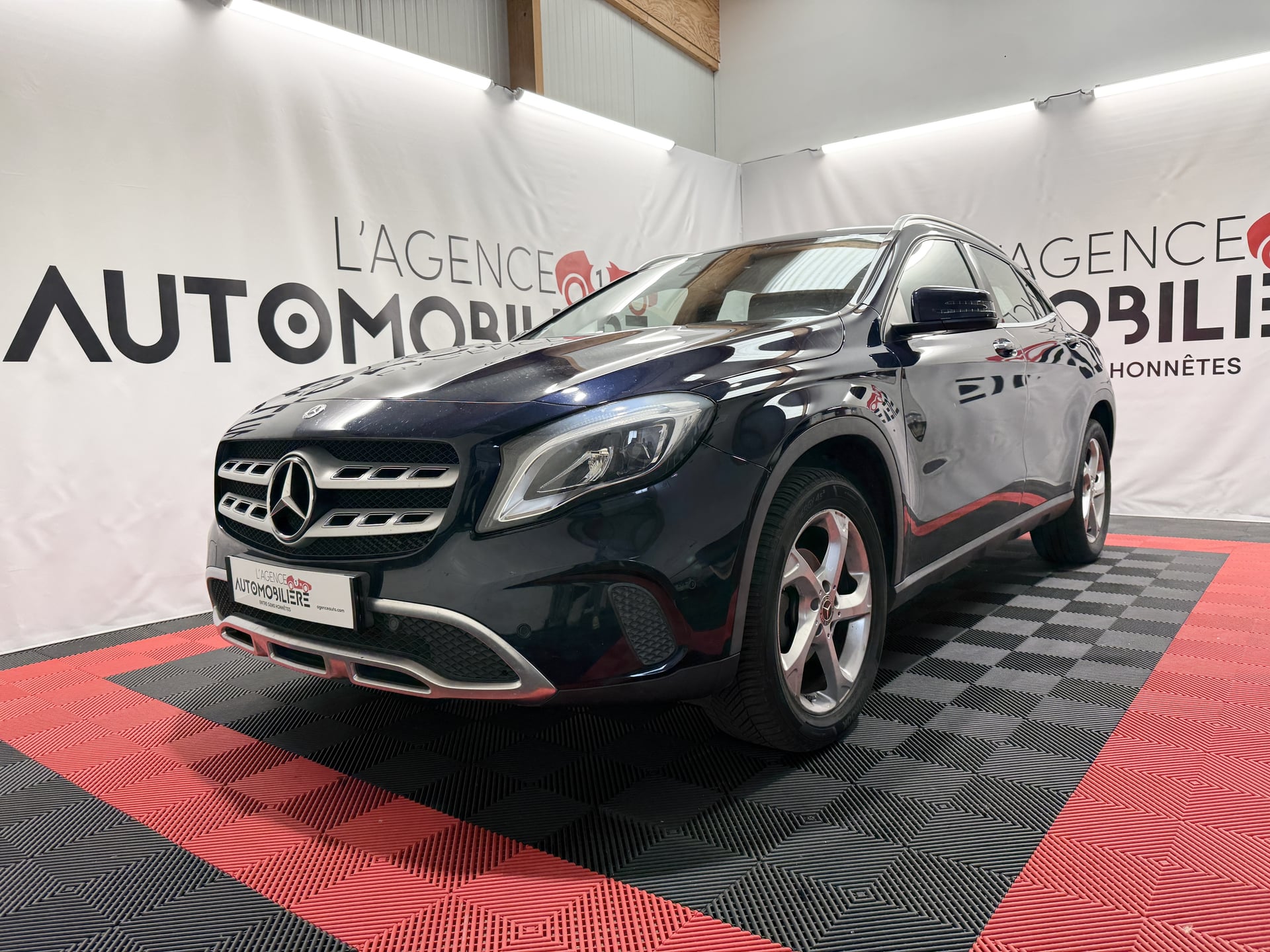 Mercedes-Benz Classe GLA 200 CDI BUSINESS EXECUTIVE EDITION 136CH