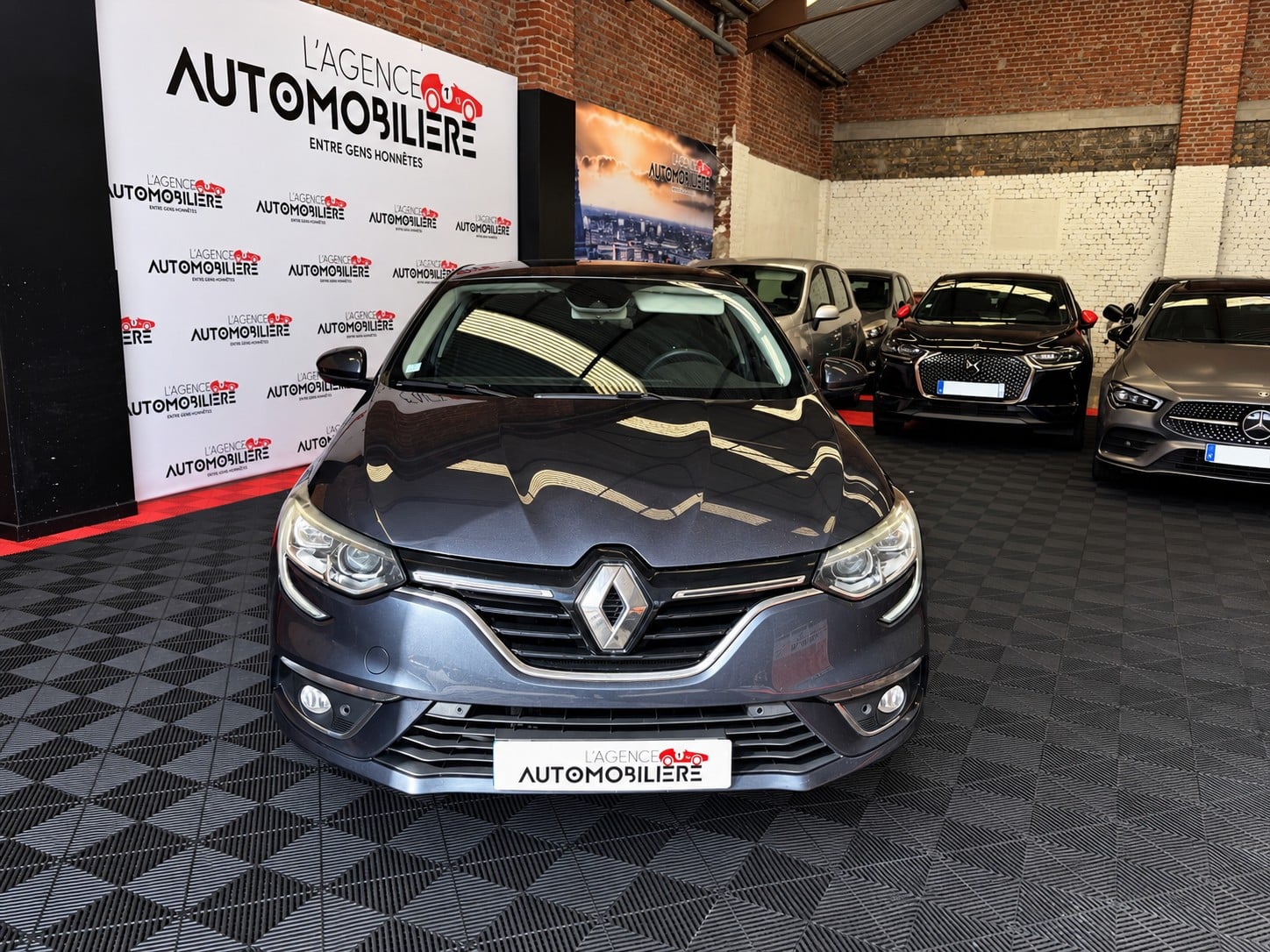 Renault Renault Megane 4 1L5 DCI 110CH finition Energy Business — 2