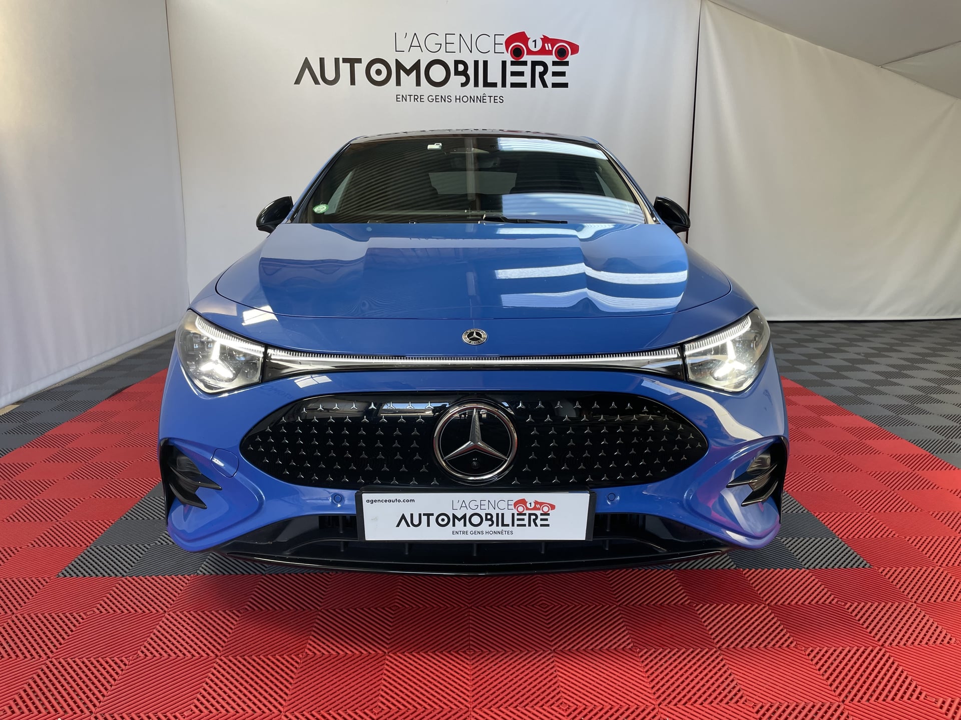 Mercedes-Benz CLA 350 EQ 4MATIC 85KW LIMITED EDITION — 2