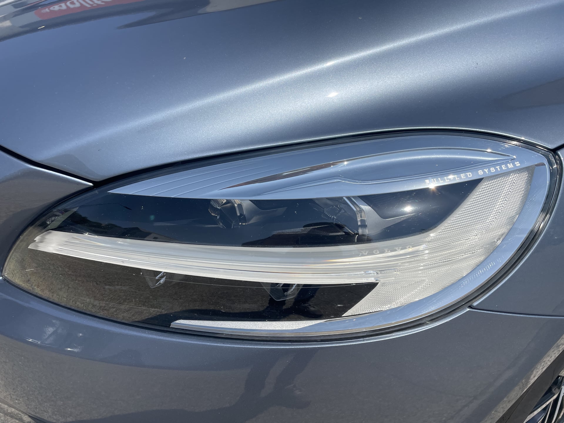 Volvo V40 T2 122ch Momentum business - Carnet d'entretien tamponné — 23