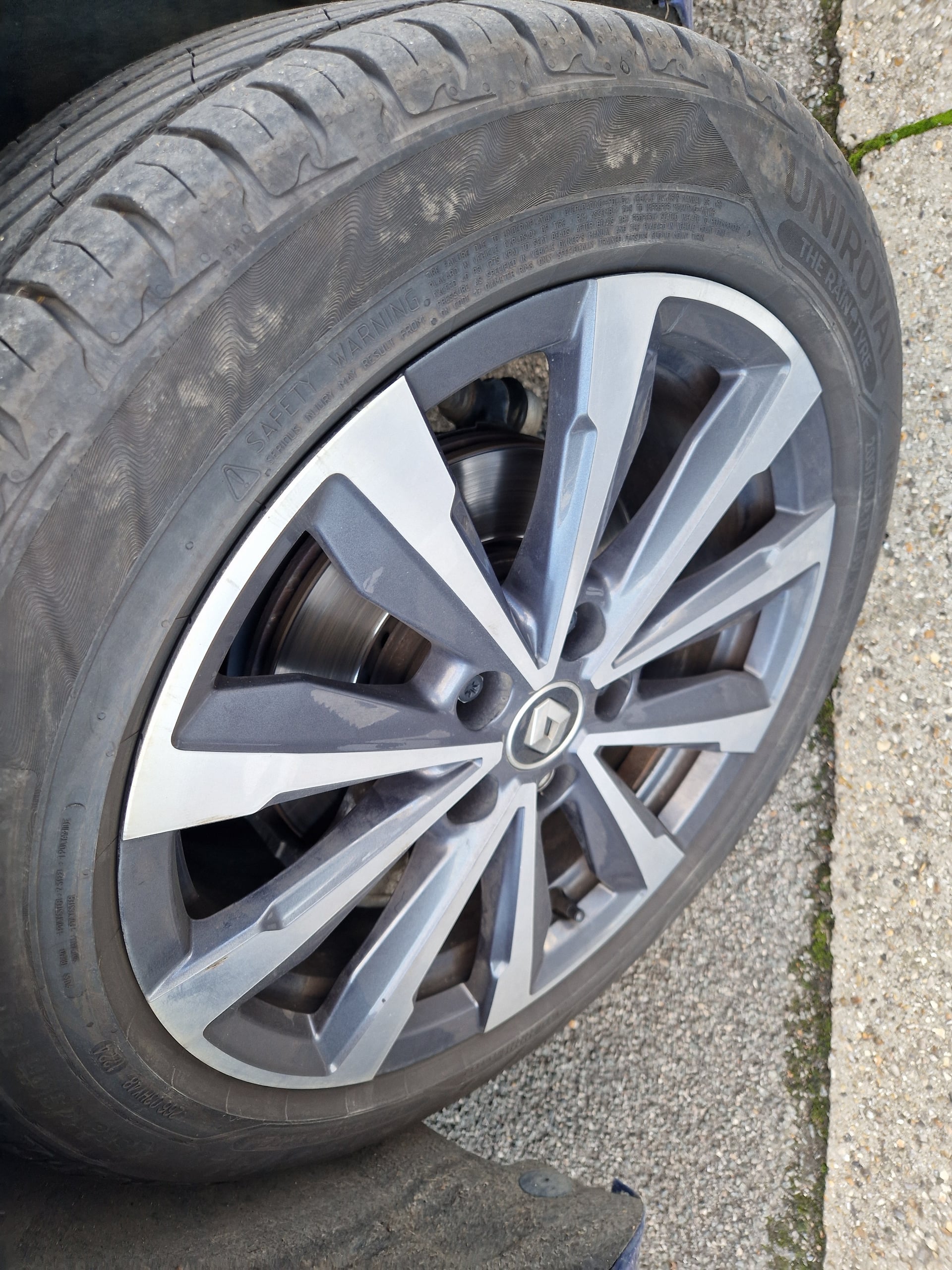 Renault Megane IV (2) 1.3 TCE 140 FAP RS LINE — 39
