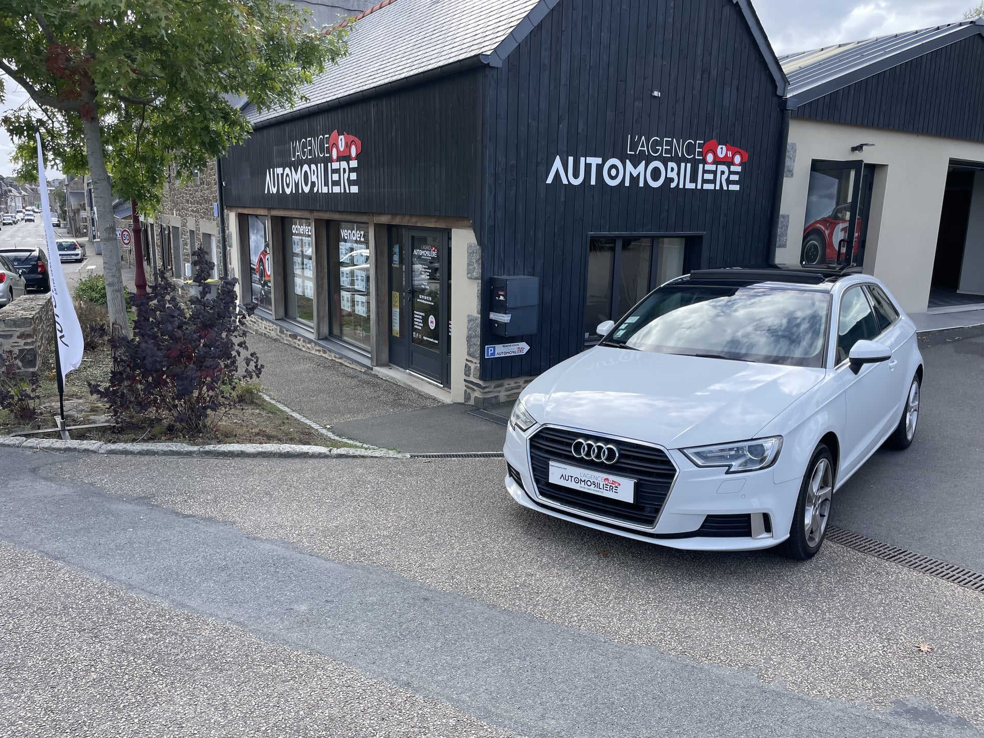 Audi A3 TFSI 115CH SPORT — 40